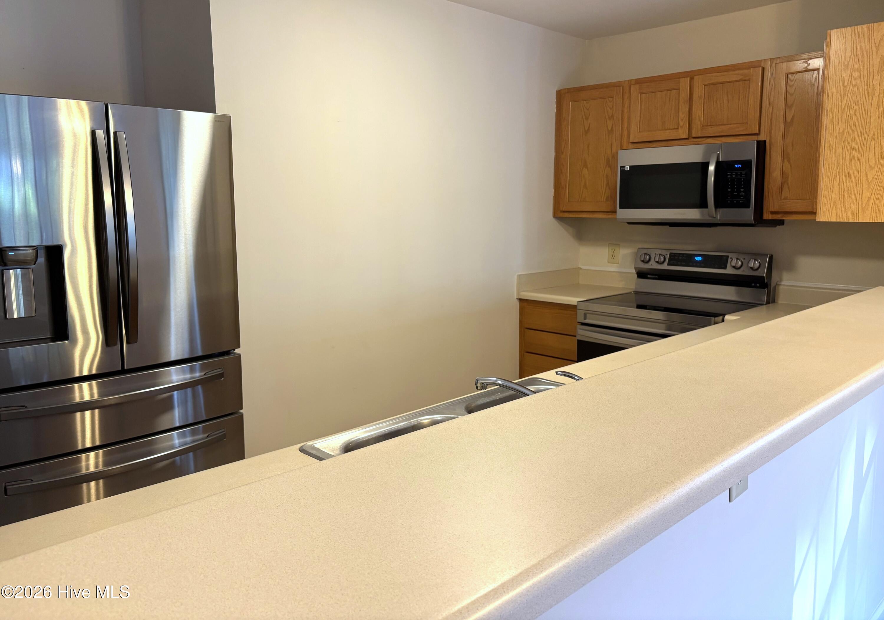 1733 41st Street Apt A Property Photo 6