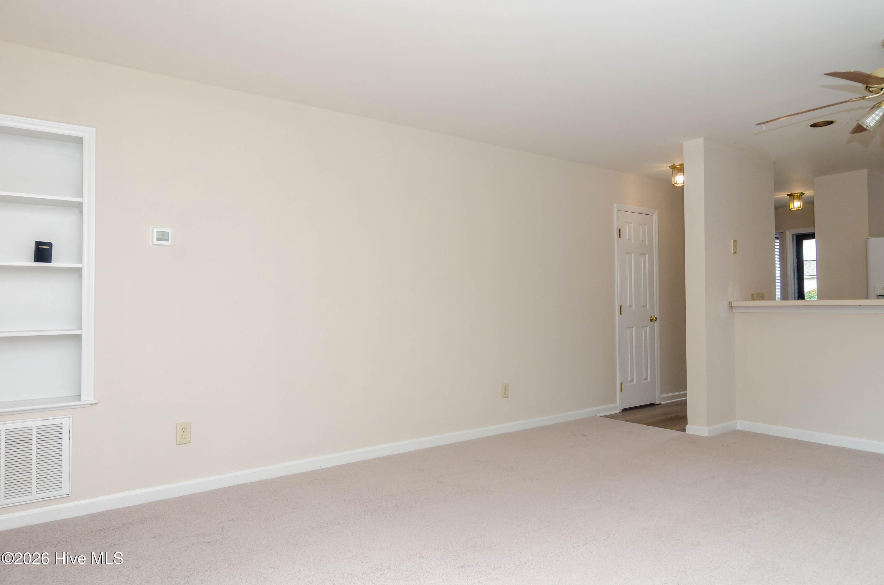 1733 41st Street Apt A Property Photo 8