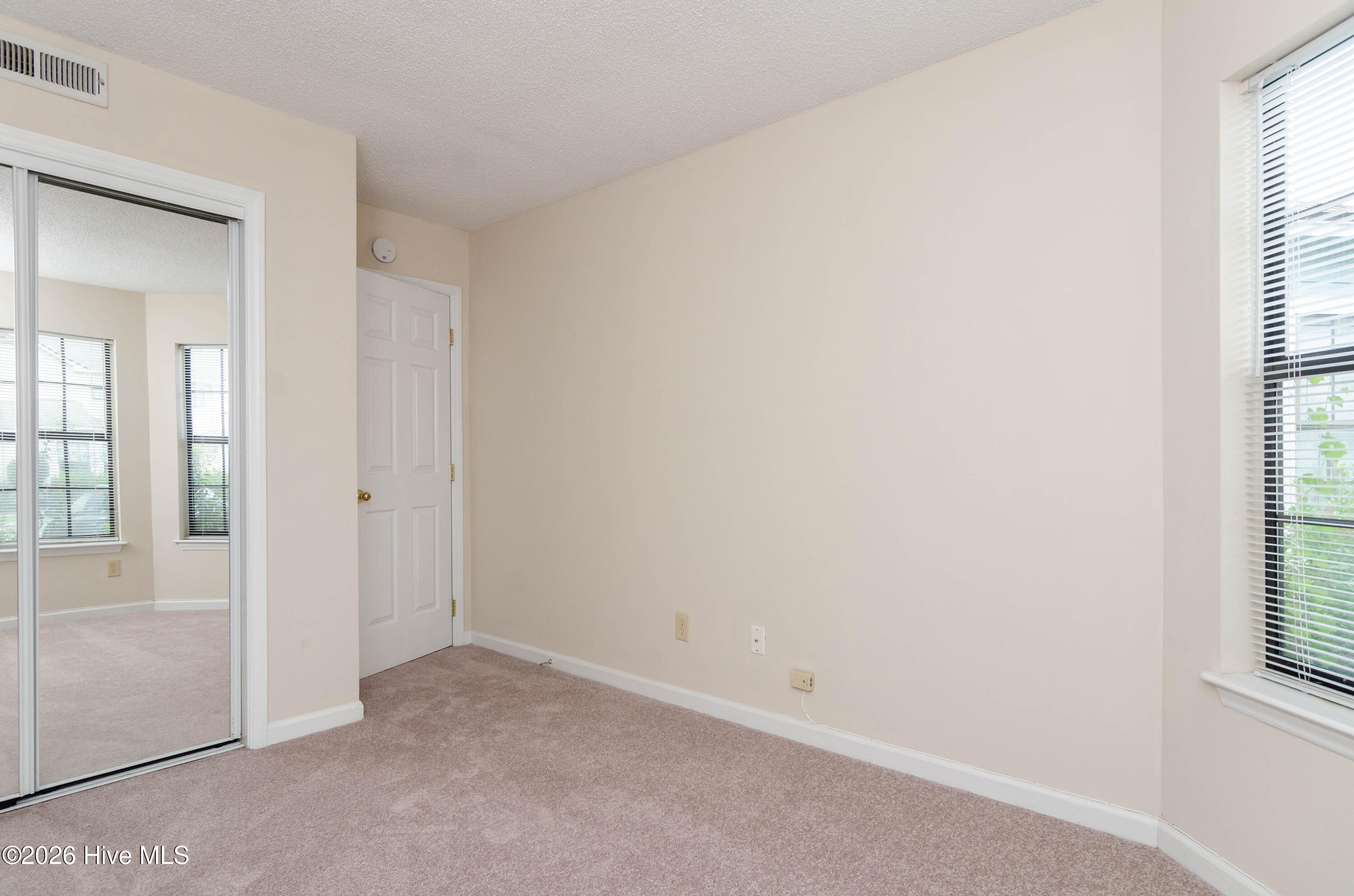 1733 41st Street Apt A Property Photo 15