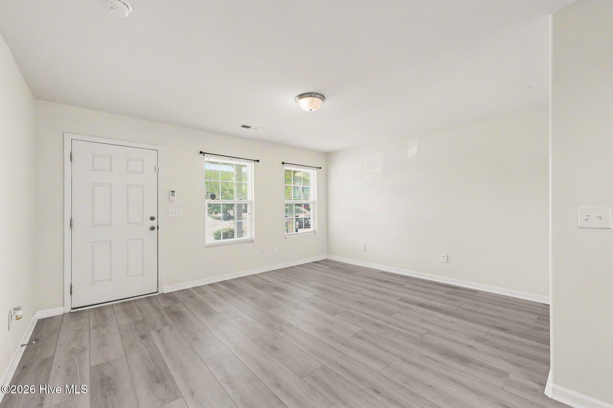 1168 Brooksridge Way Property Photo 2