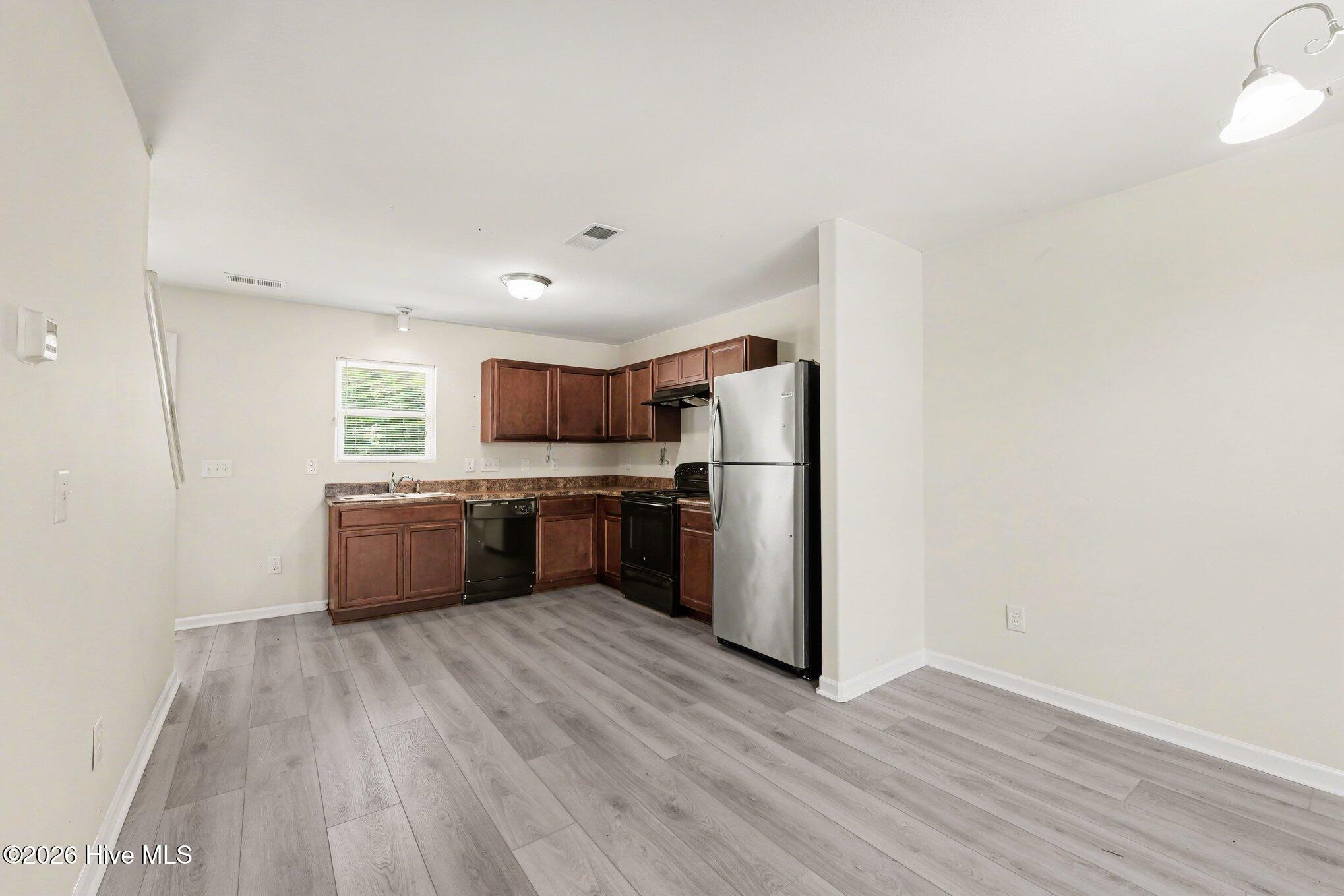 1168 Brooksridge Way Property Photo 11