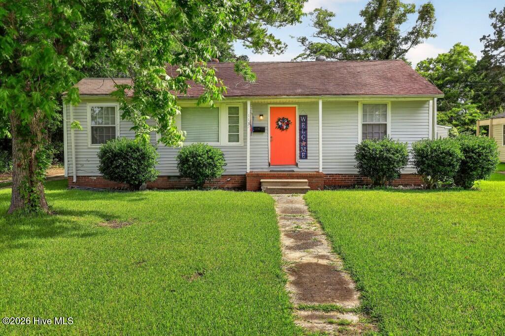 113 Kenneth Boulevard Property Photo 1