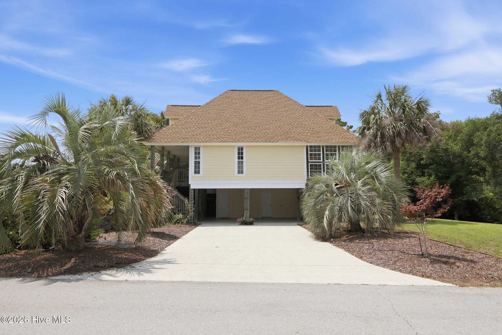 403 Emerald Landing Drive Property Photo 4