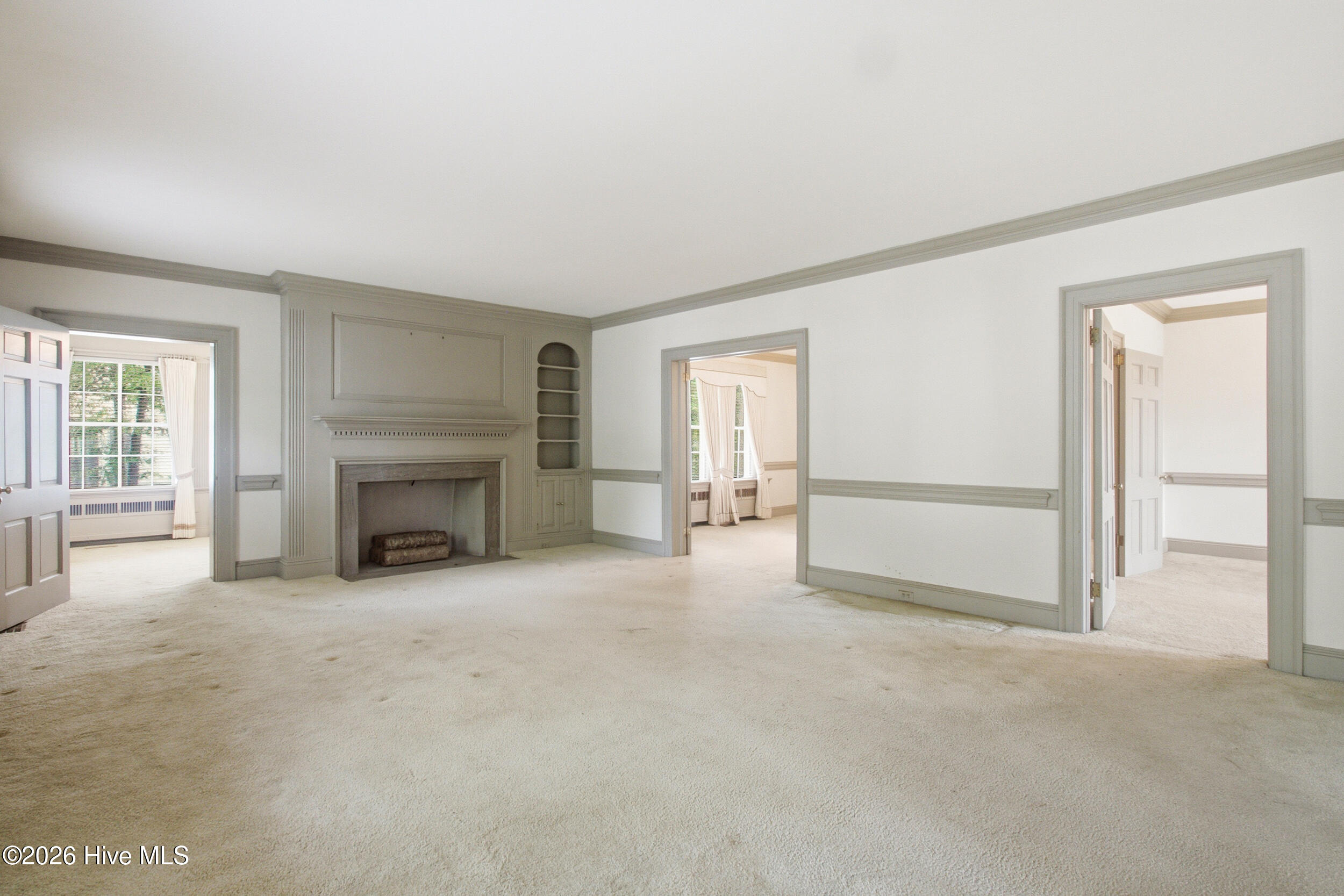 3400 S Jefferson Street Property Photo 9