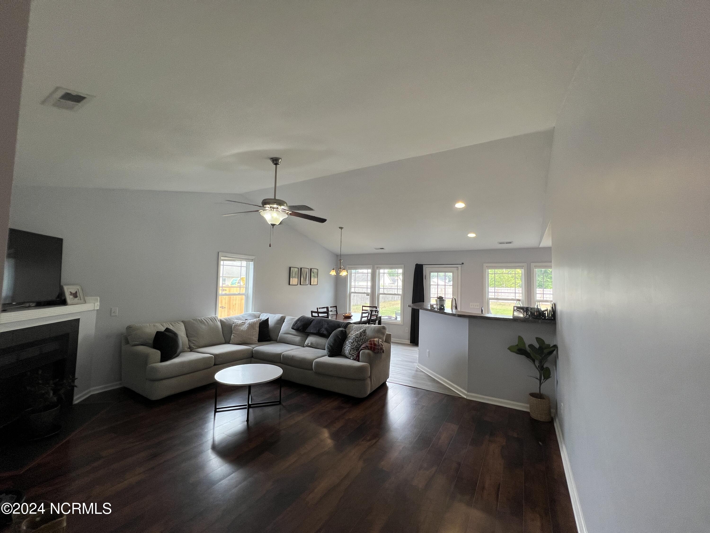 102 Gobblers Way Property Photo 4