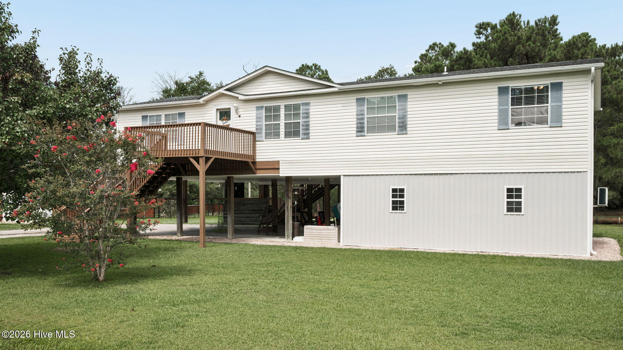 272 Bay Shore Drive Property Photo 1
