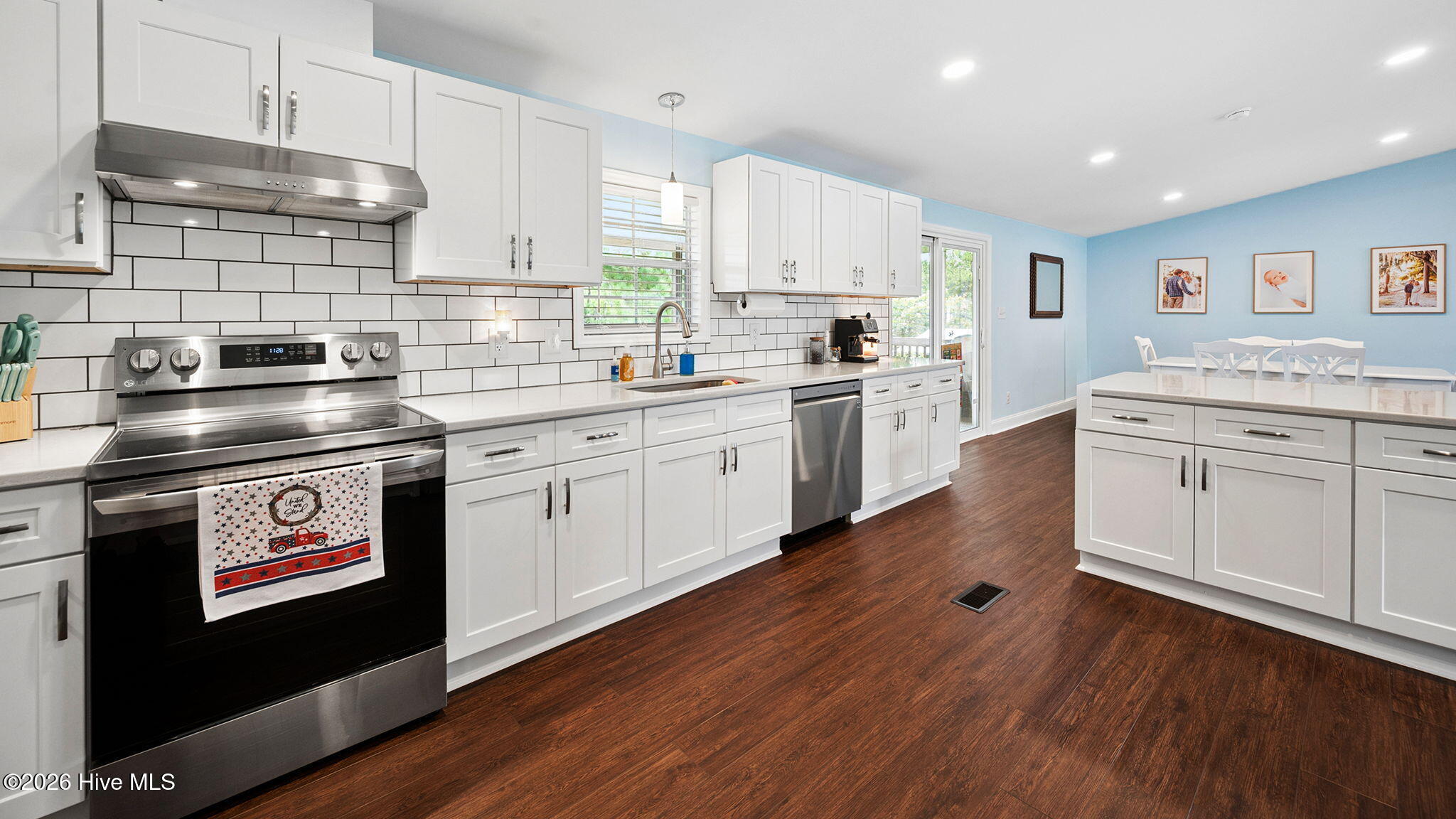 272 Bay Shore Drive Property Photo 9