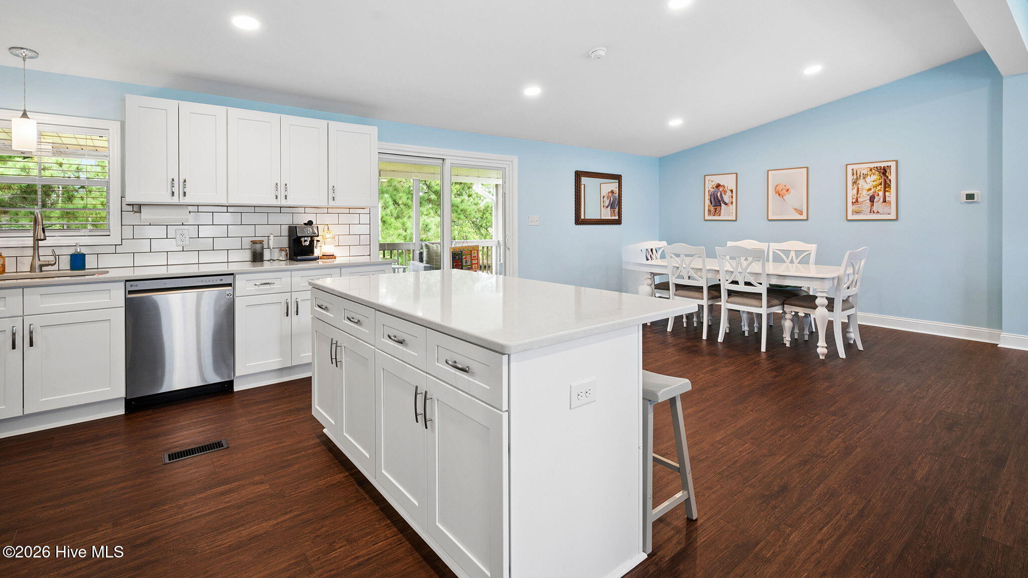272 Bay Shore Drive Property Photo 13