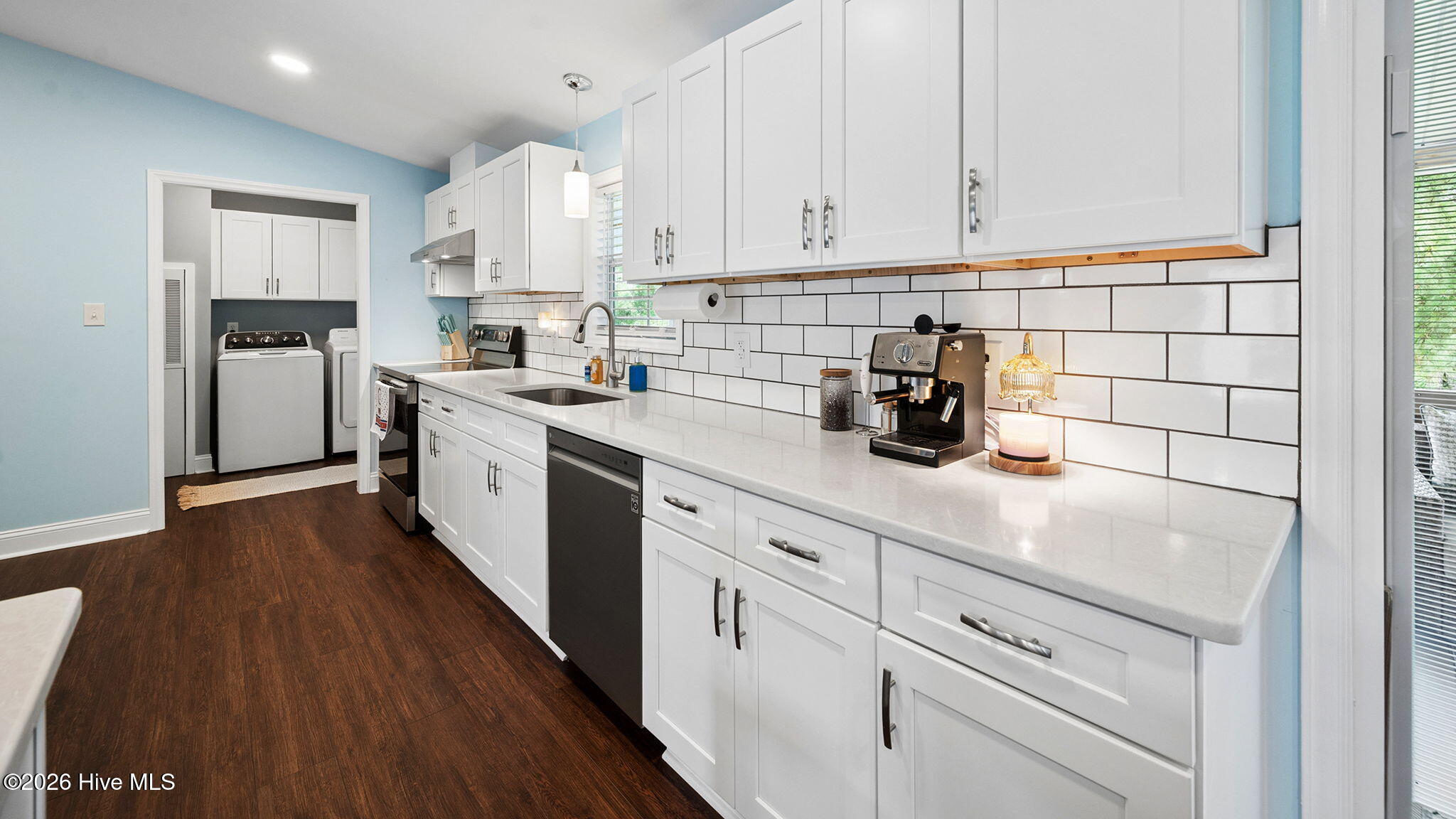 272 Bay Shore Drive Property Photo 14
