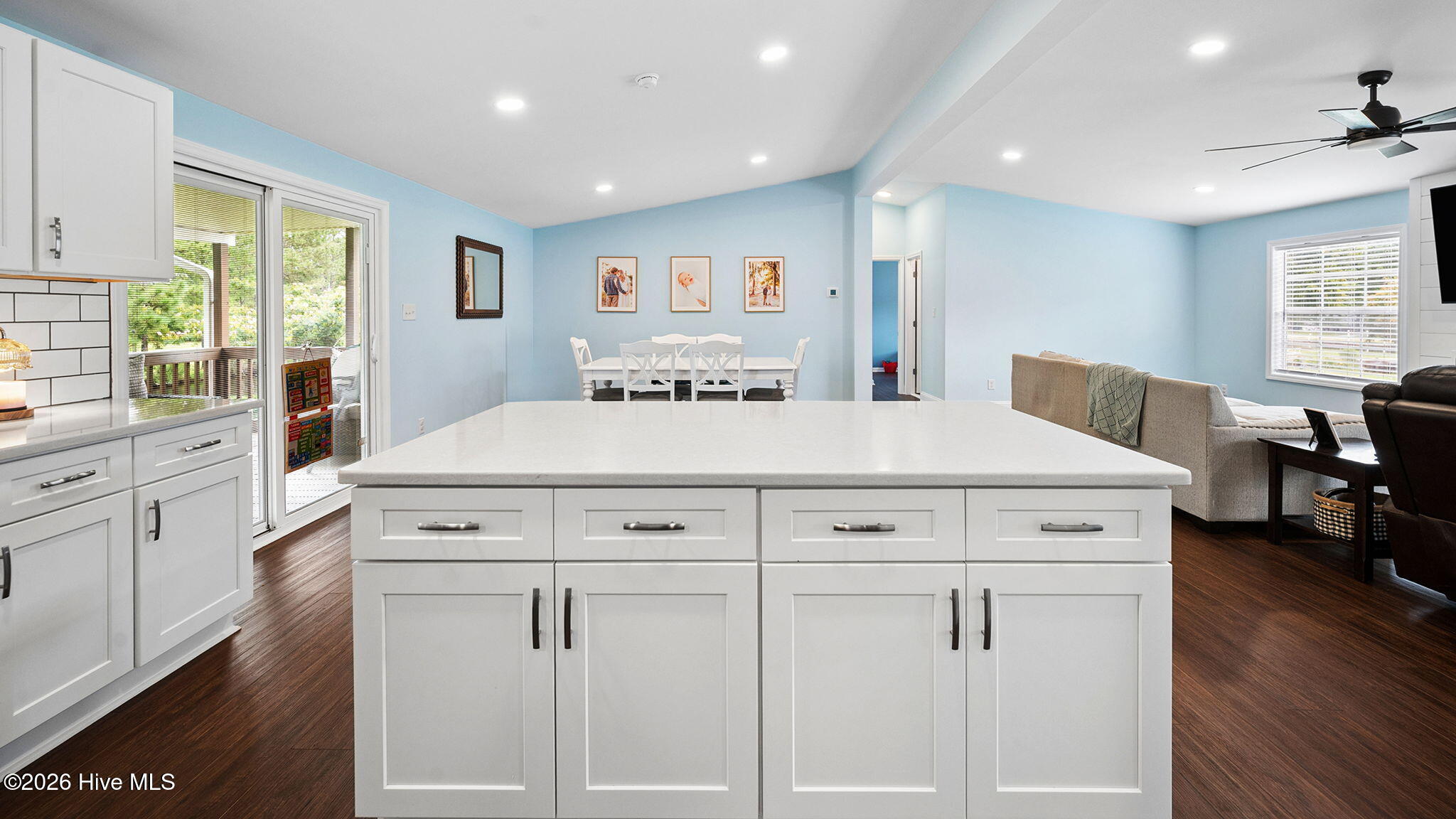 272 Bay Shore Drive Property Photo 17