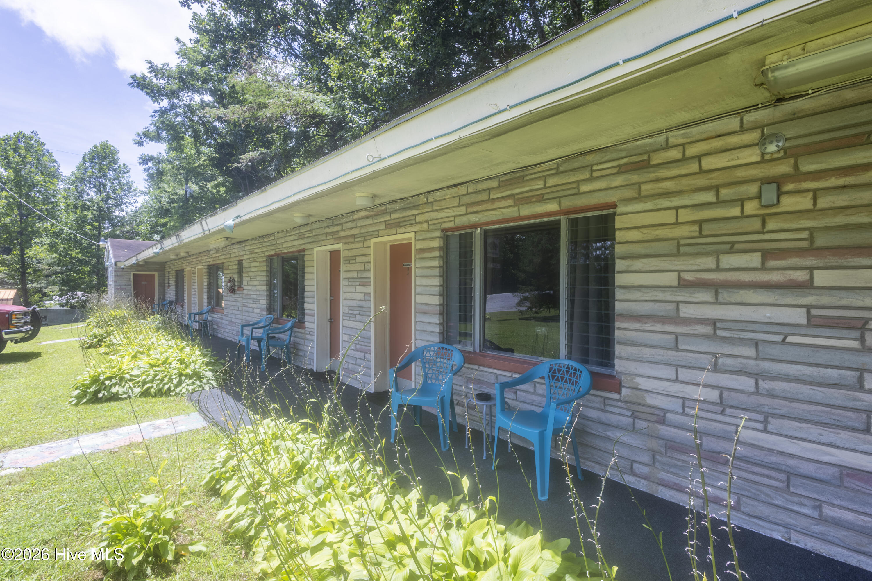19853 W Us 64 Property Photo 16