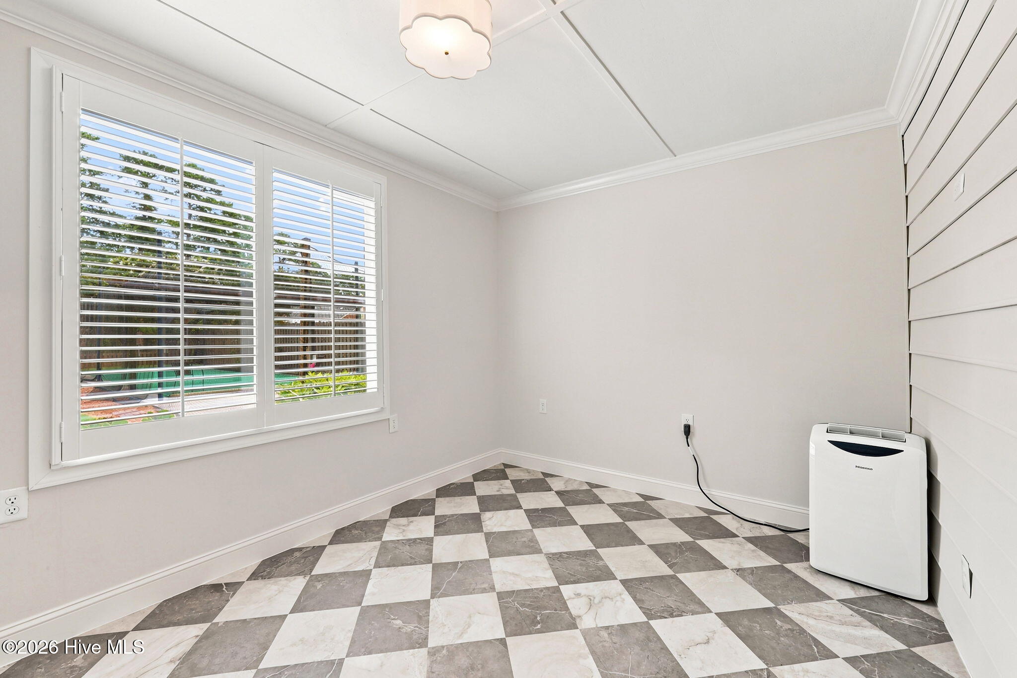 402 Wesley Road Property Photo 32