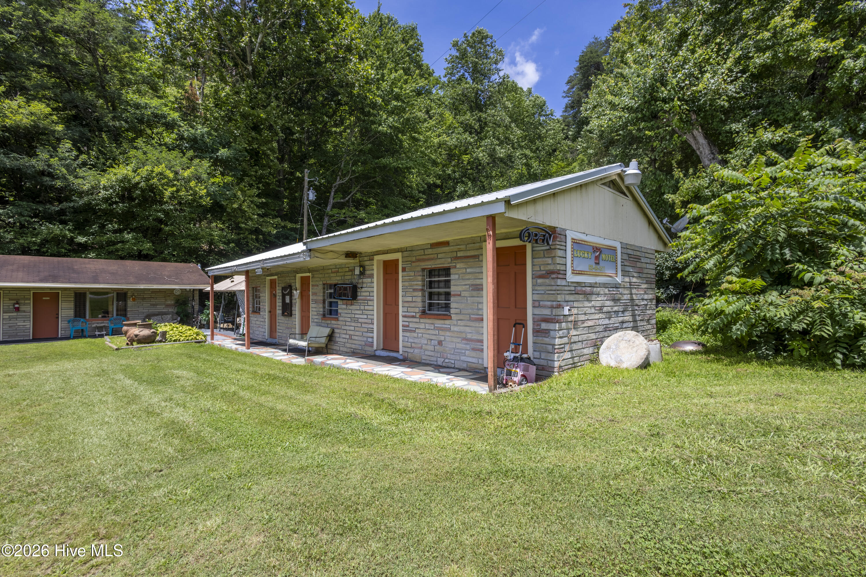 19853 W. Us 64 Property Photo 9