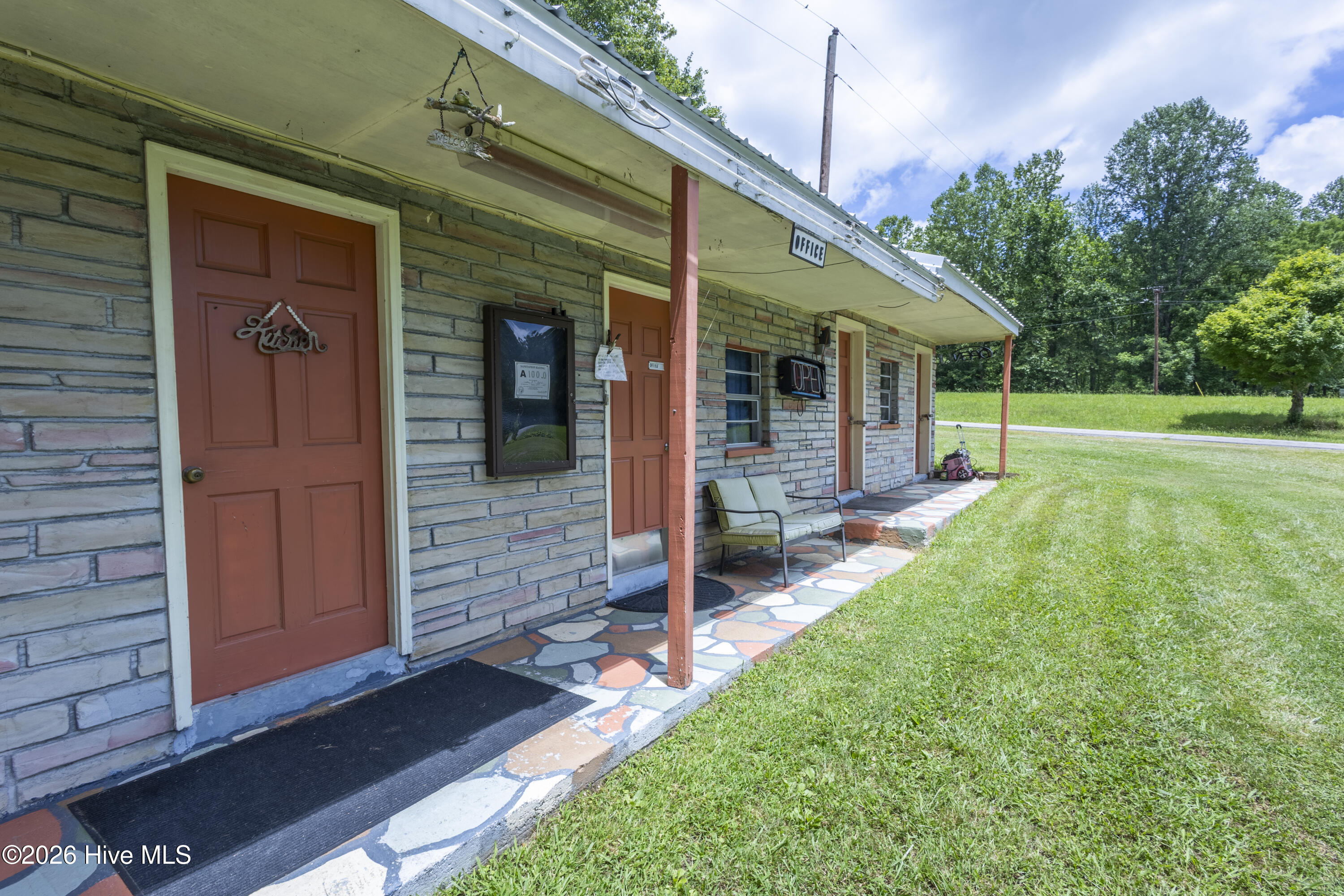 19853 W. Us 64 Property Photo 10
