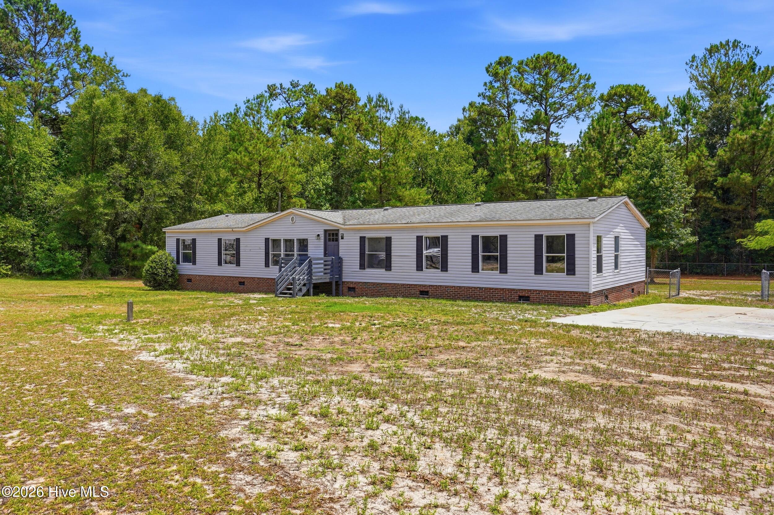 63 Joy Lane Property Photo 4