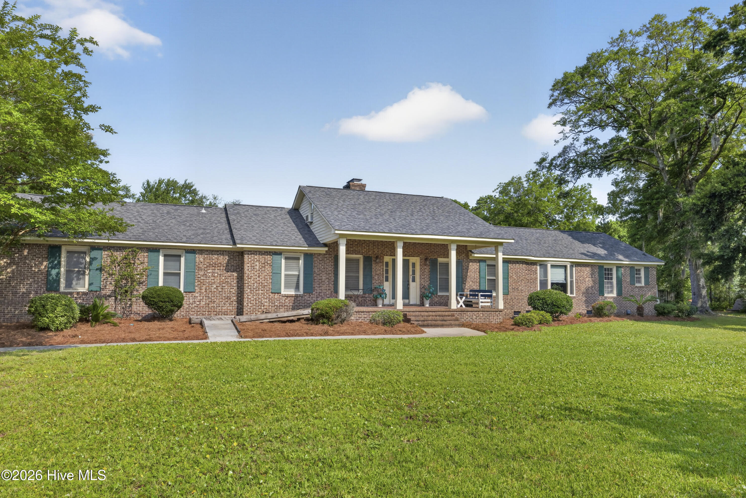 6700 Myrtle Grove Road Property Photo 1