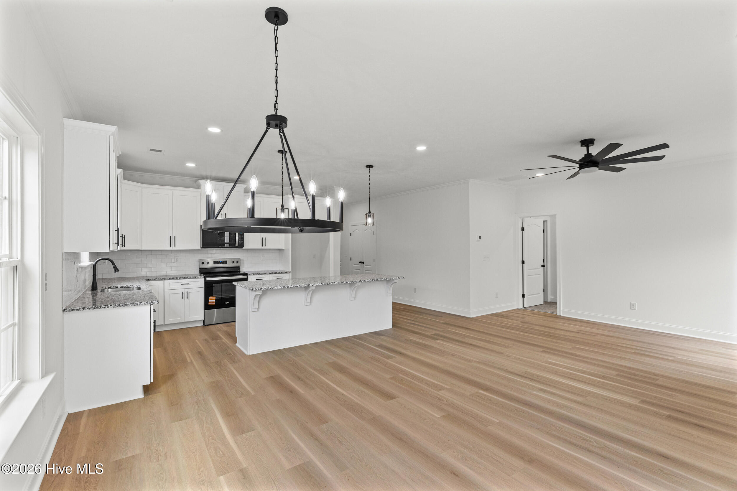 102 Walton Drive Property Photo 11