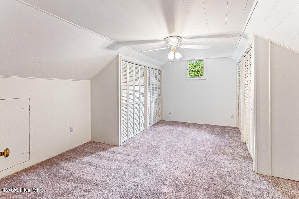 42 Village Green Circle Property Photo 18