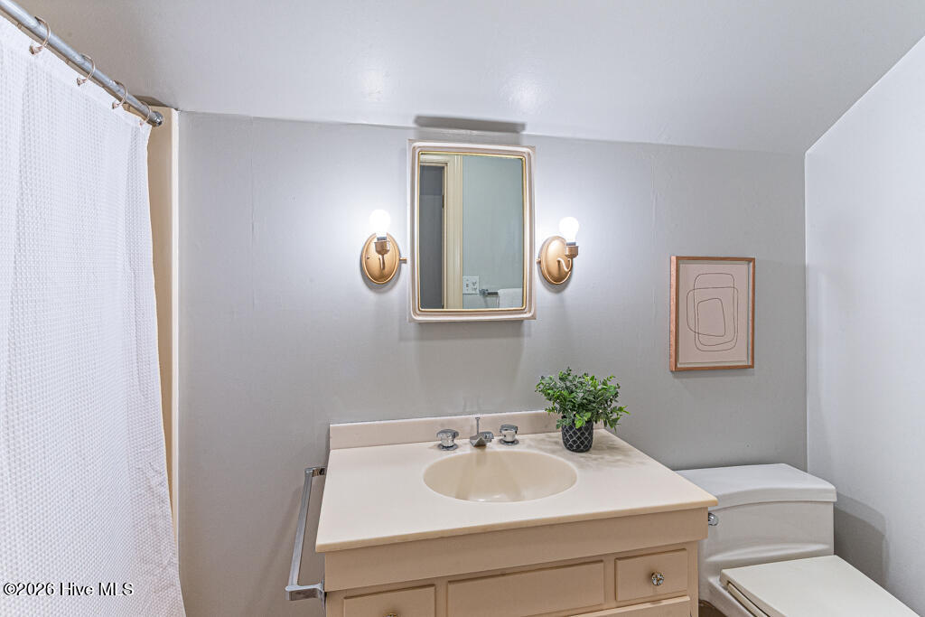 42 Village Green Circle Property Photo 19