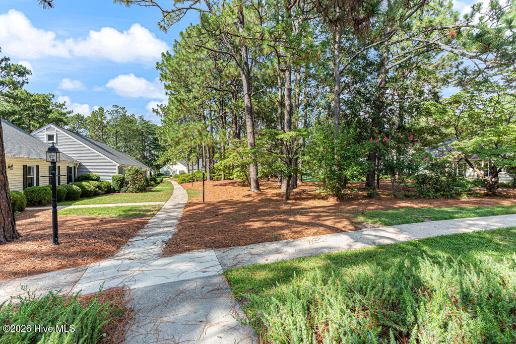 42 Village Green Circle Property Photo 23