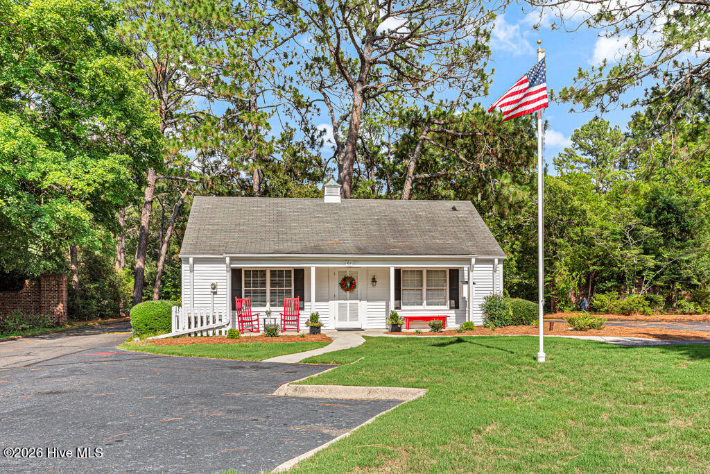 42 Village Green Circle Property Photo 25