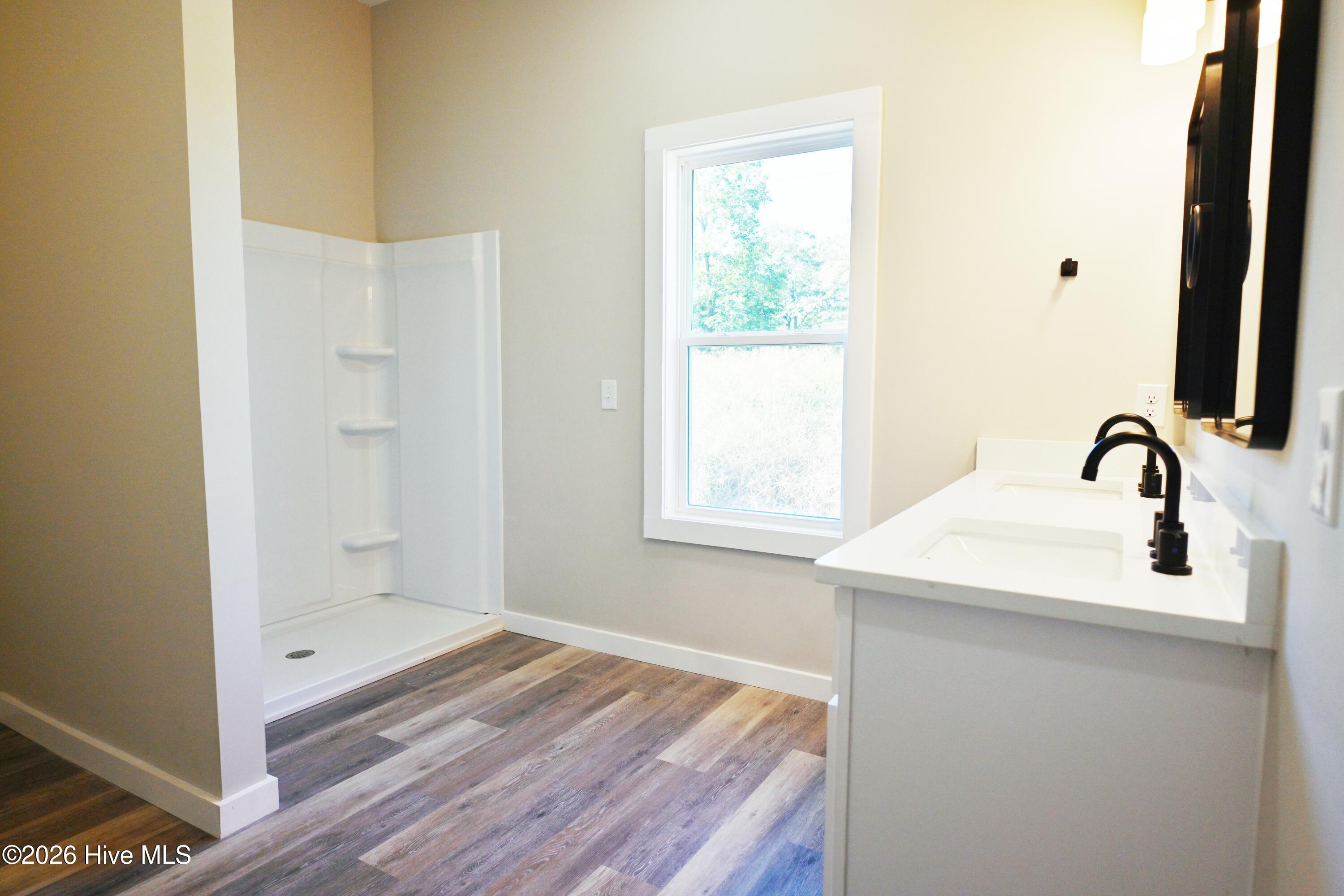 1053 Xian Way Property Photo 12