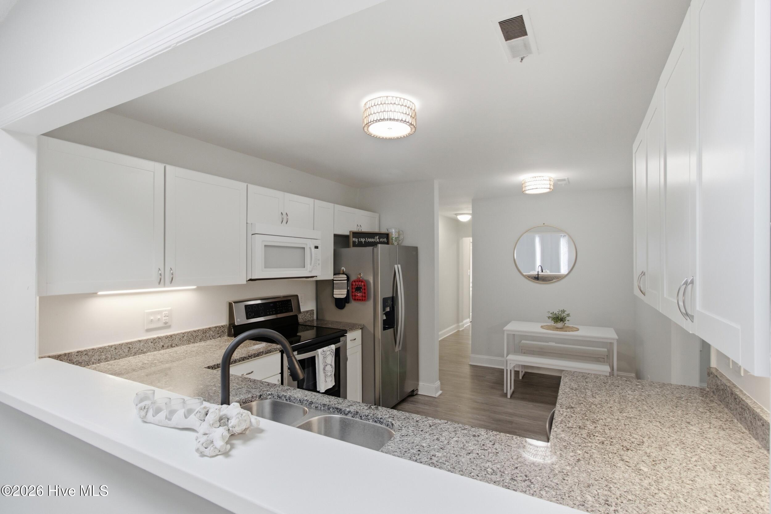 23 Harbour Walk Property Photo 13