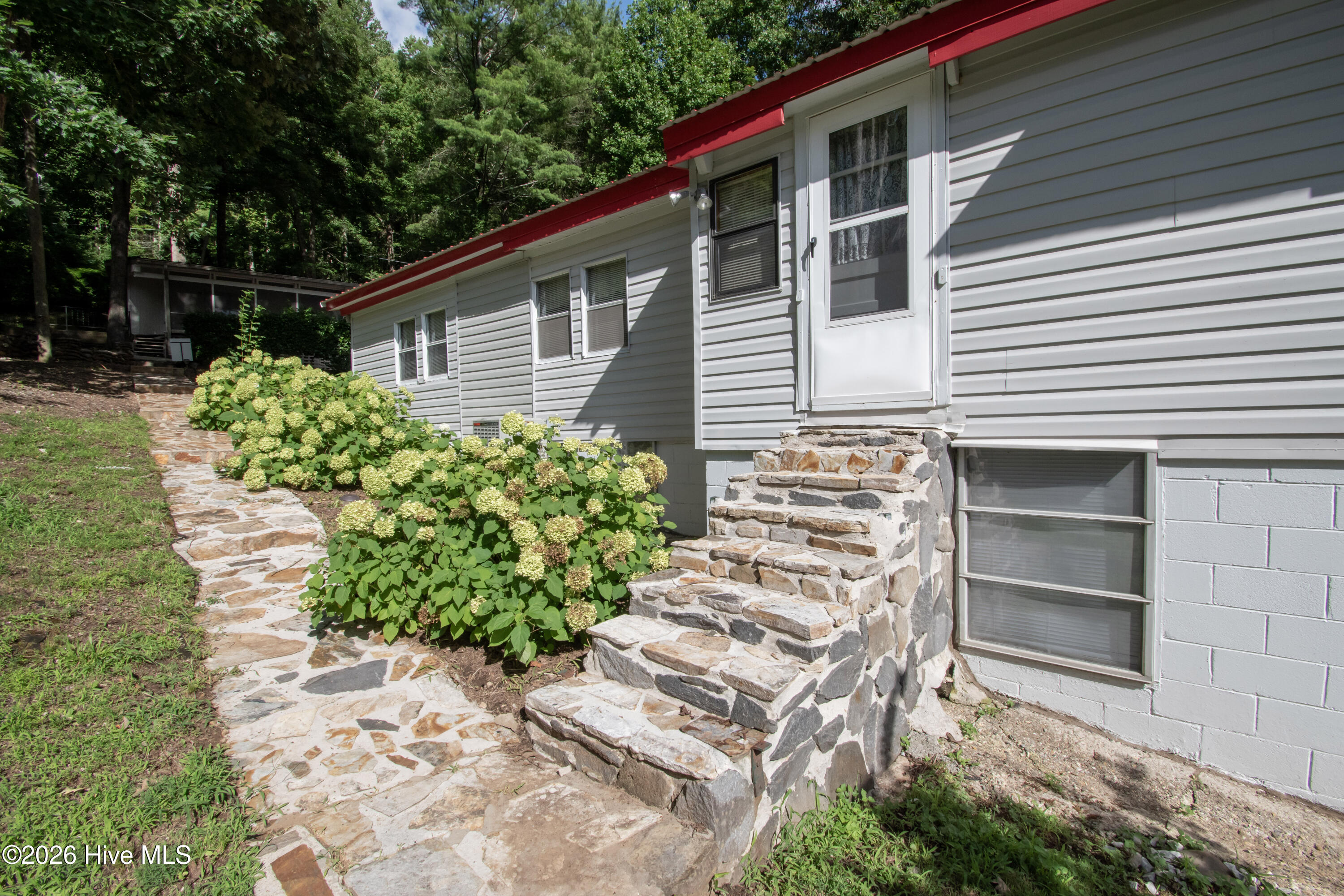 21 Nantahala Terrace Property Photo 41