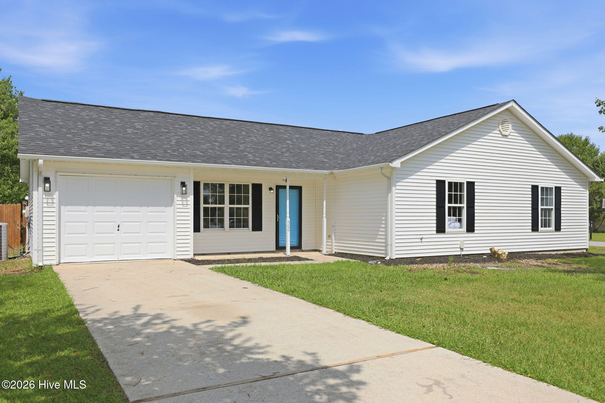 500 Shetland Place Property Photo 2