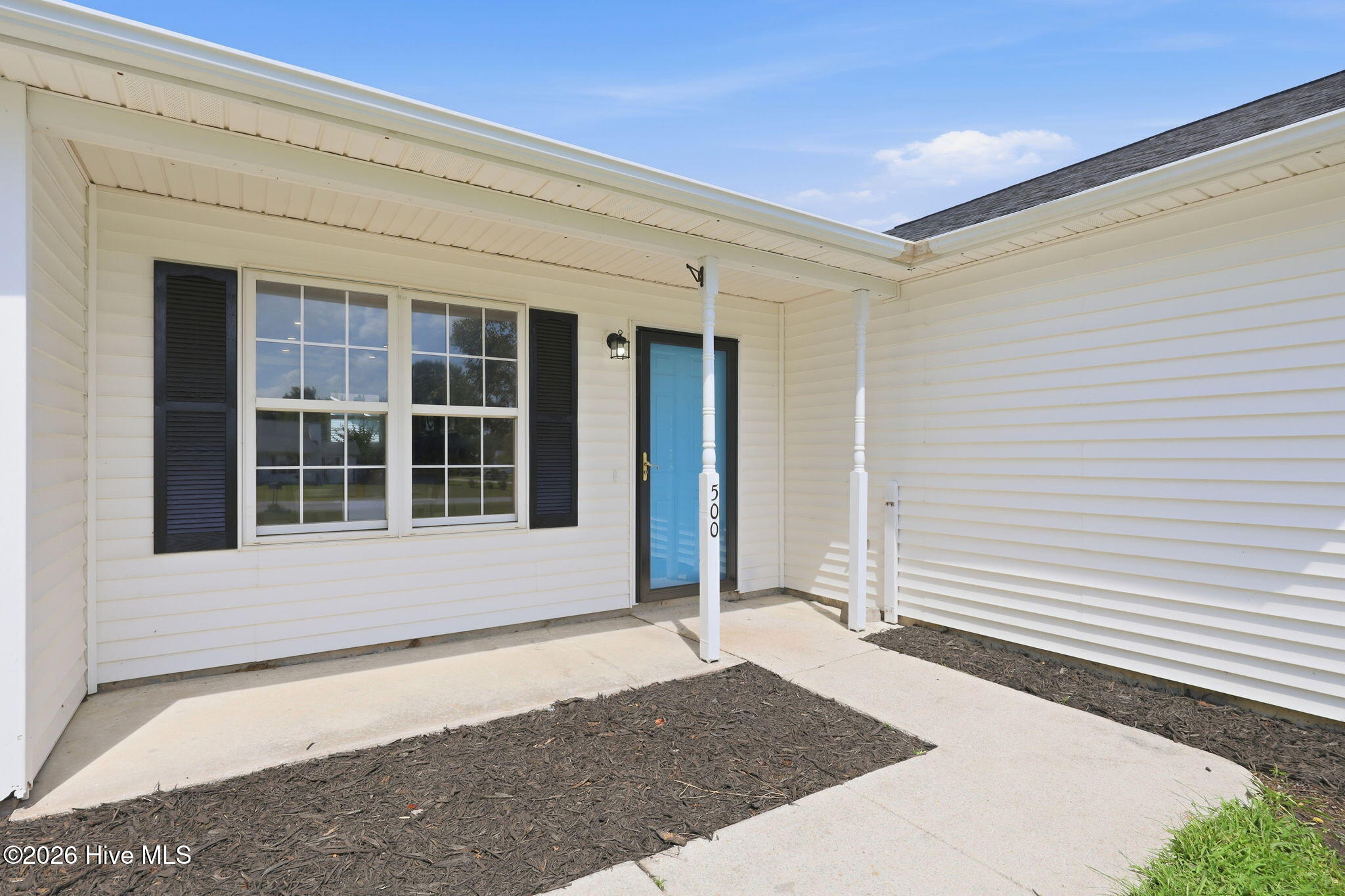 500 Shetland Place Property Photo 4