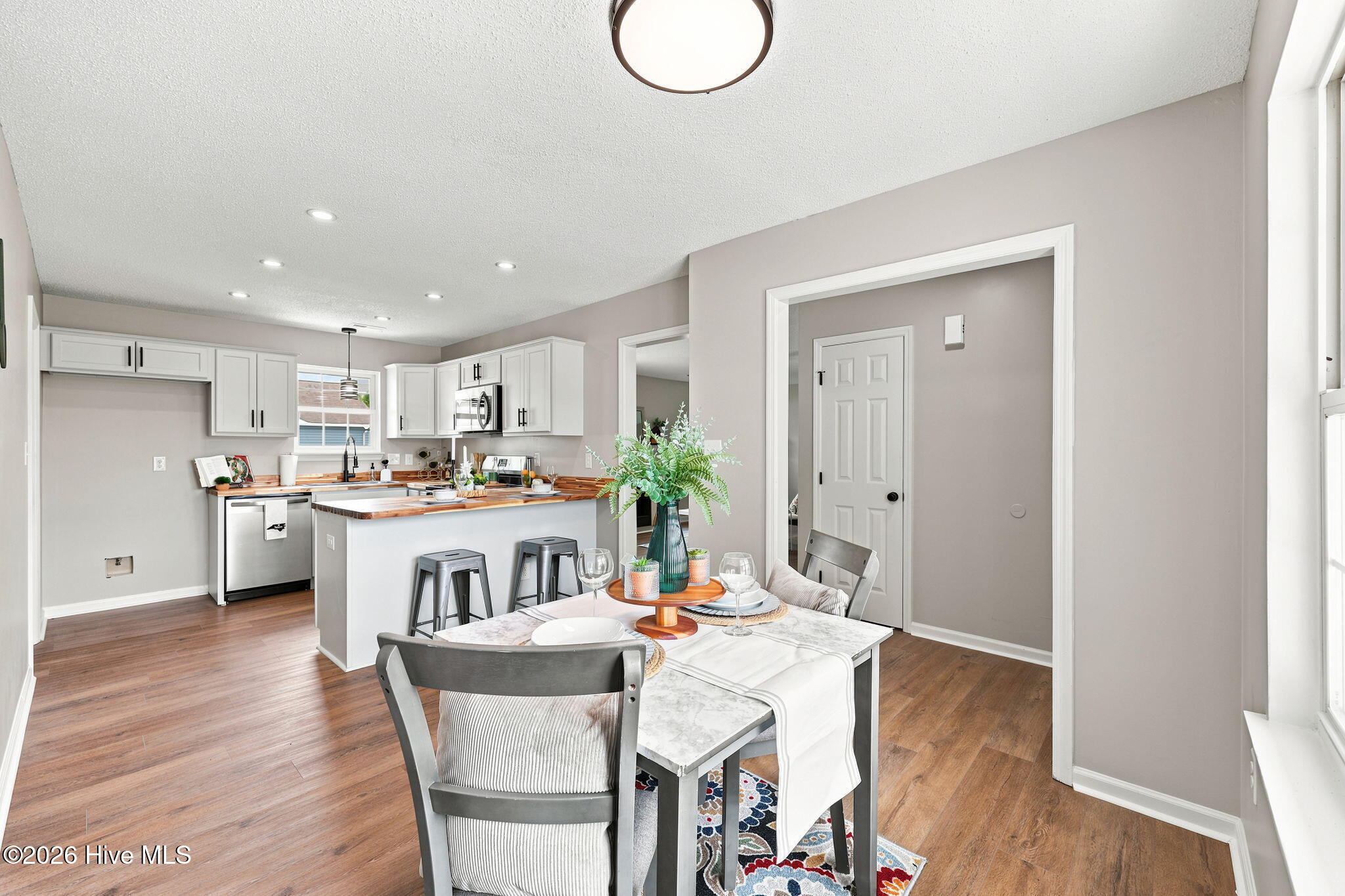 500 Shetland Place Property Photo 12