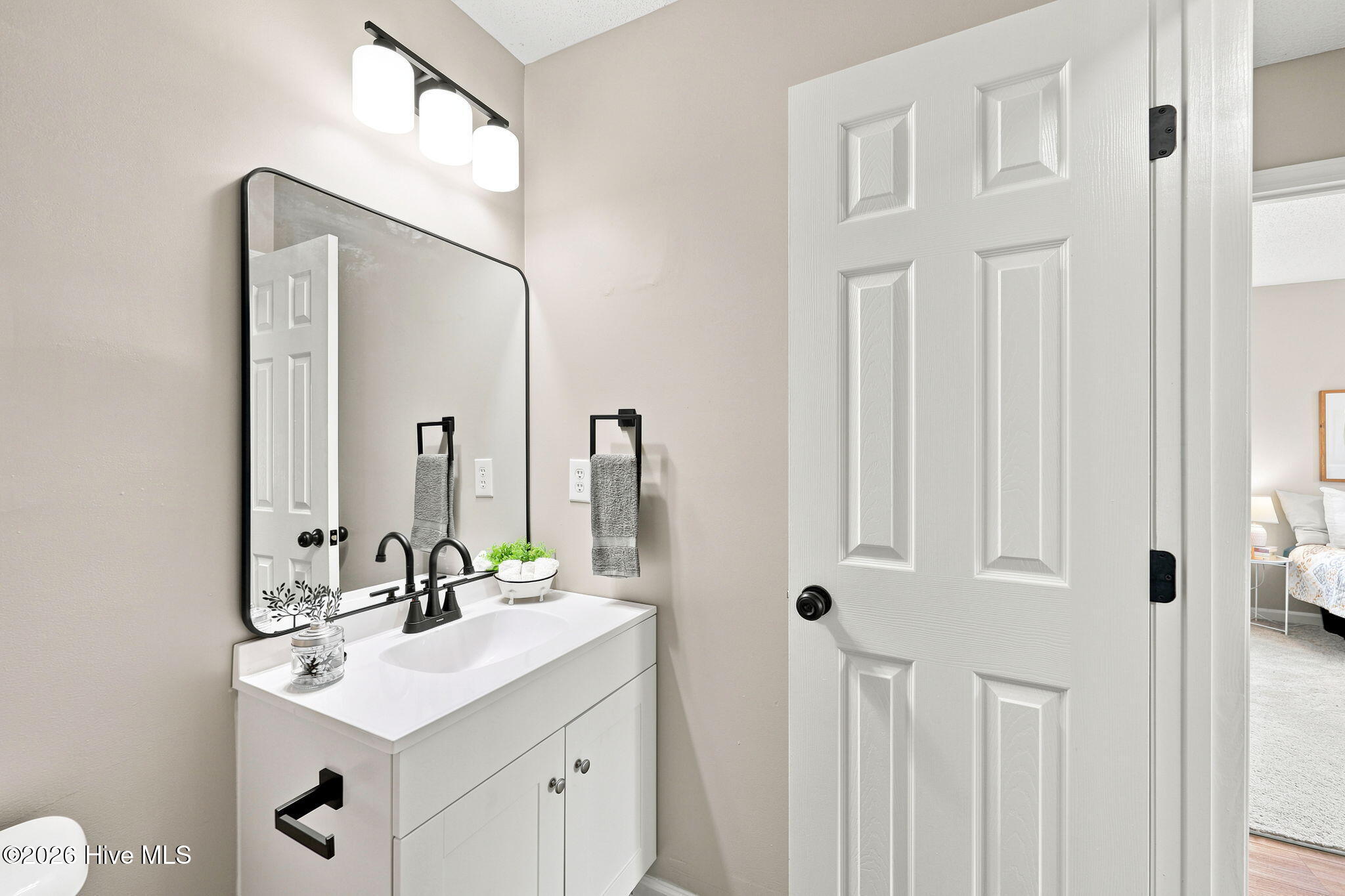 500 Shetland Place Property Photo 34