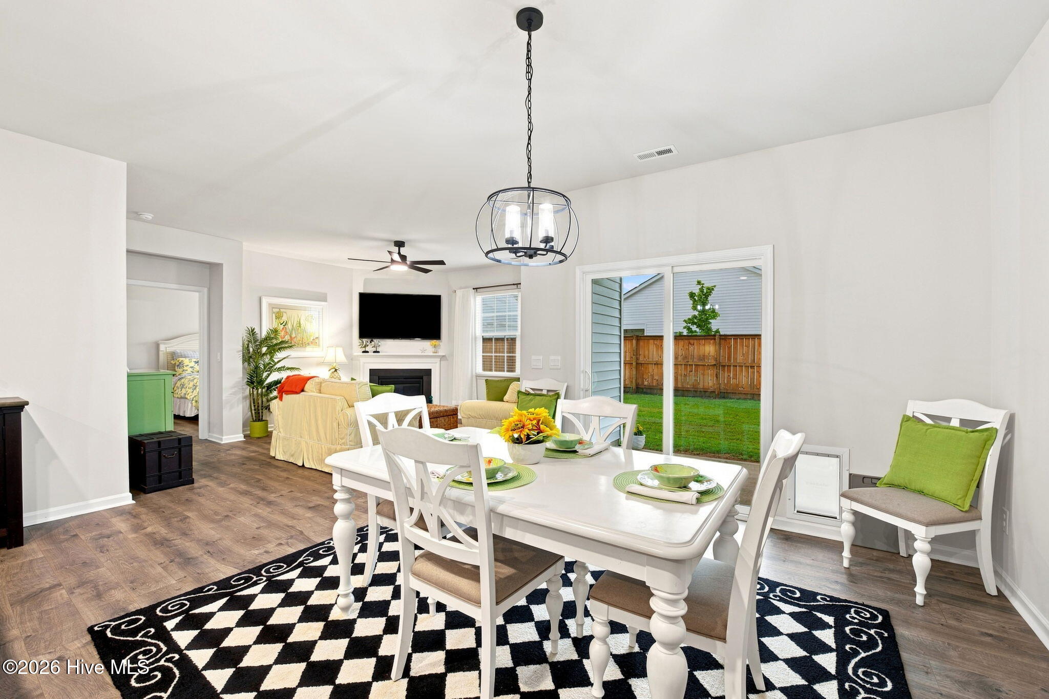 2013 Montford Drive Property Photo 8