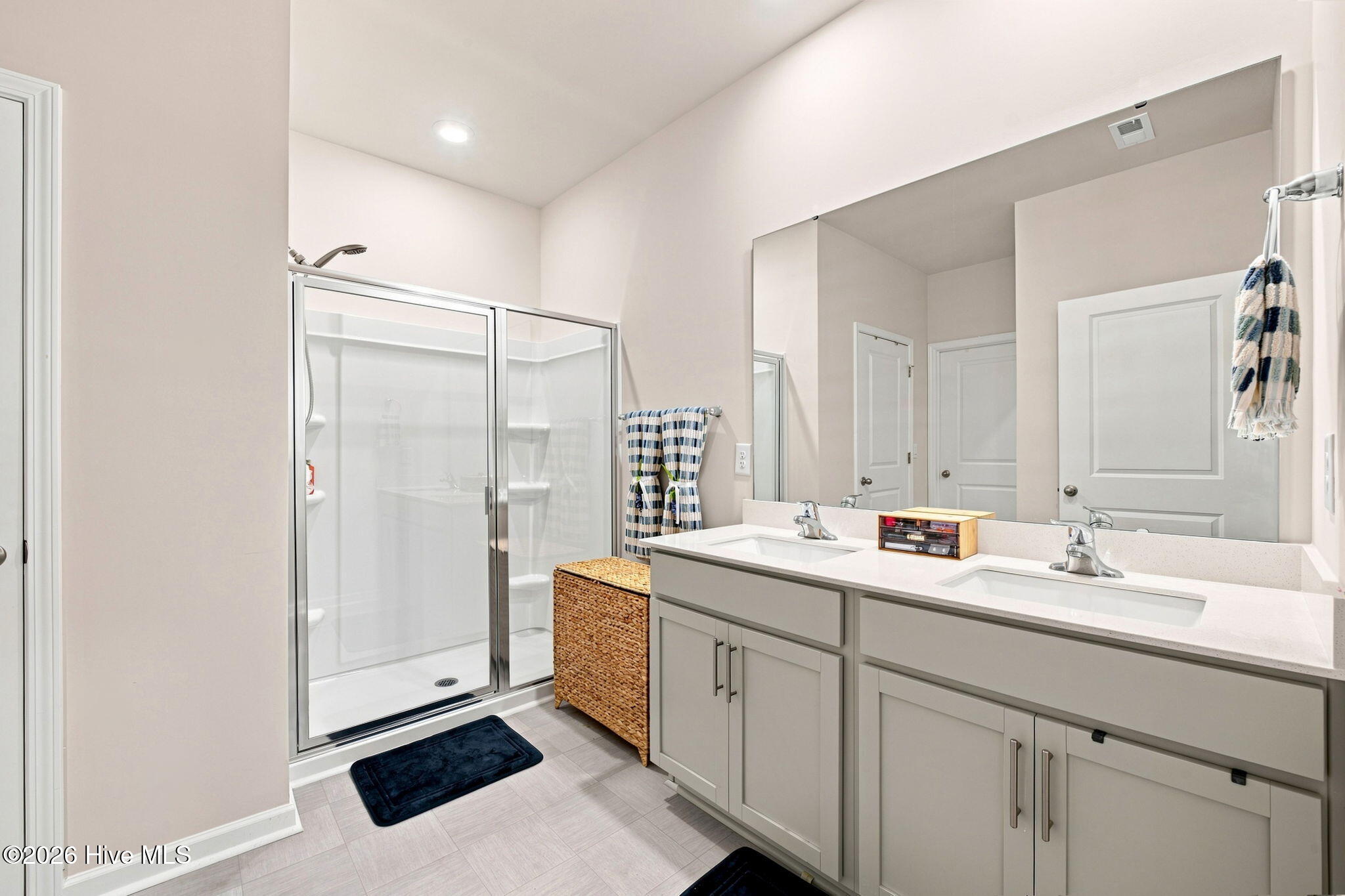2013 Montford Drive Property Photo 17