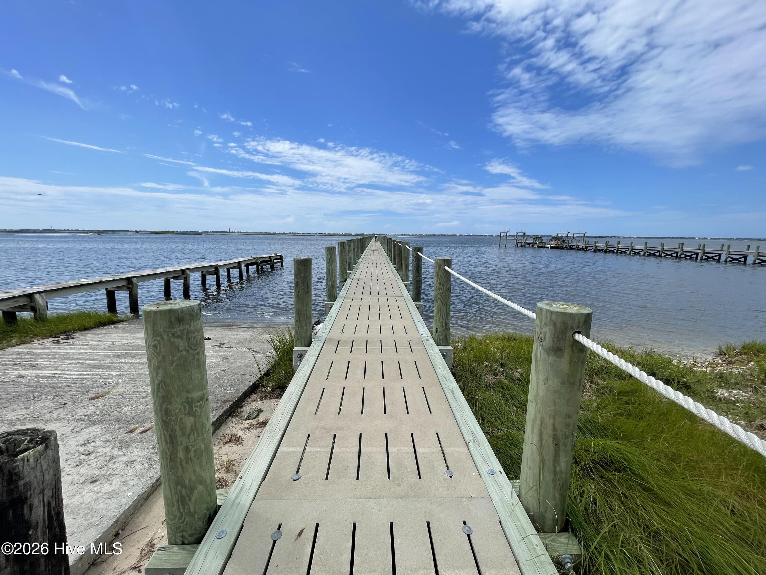 101 Wave Court Property Photo 13
