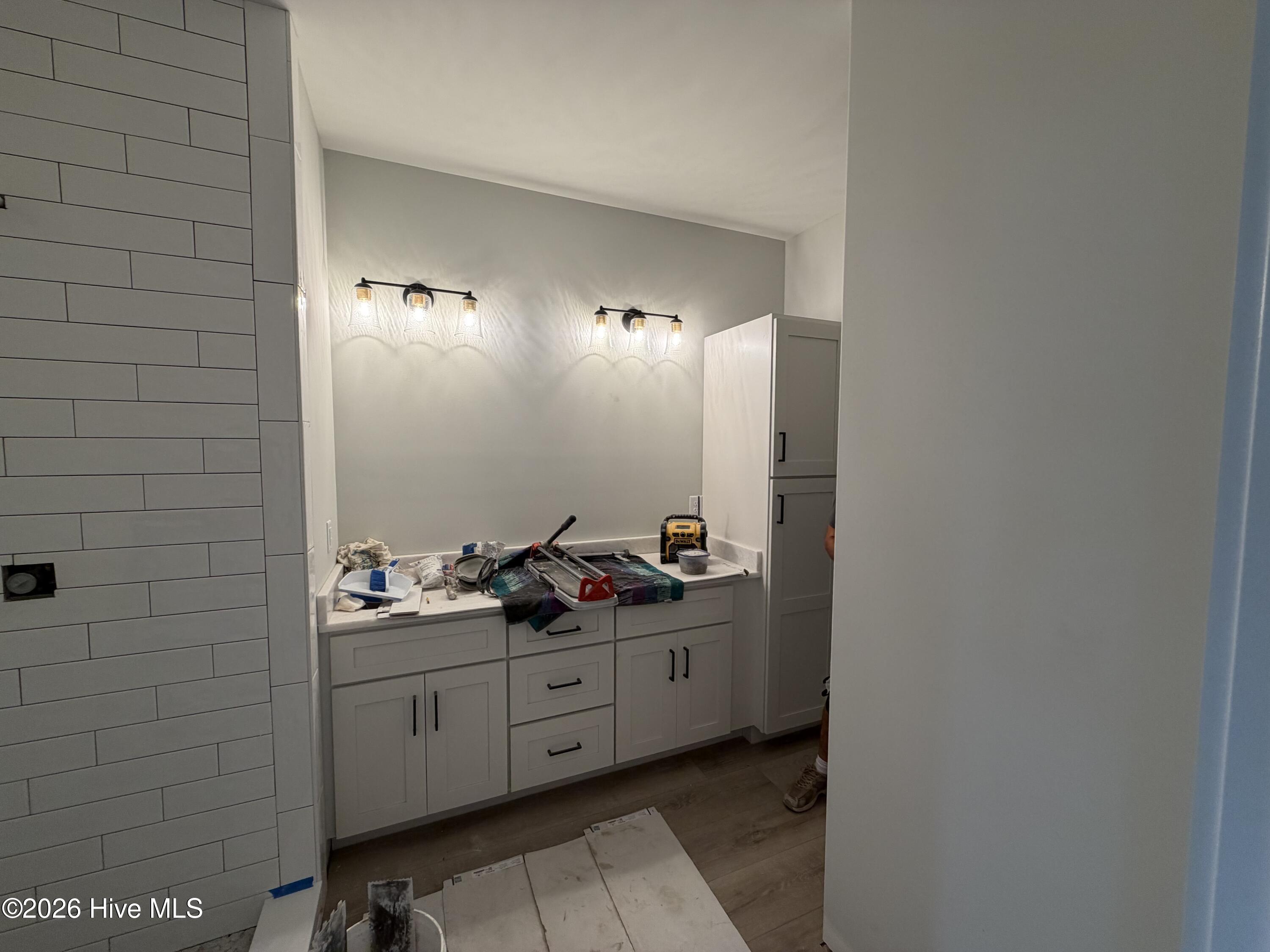 101 Wave Court Property Photo 28
