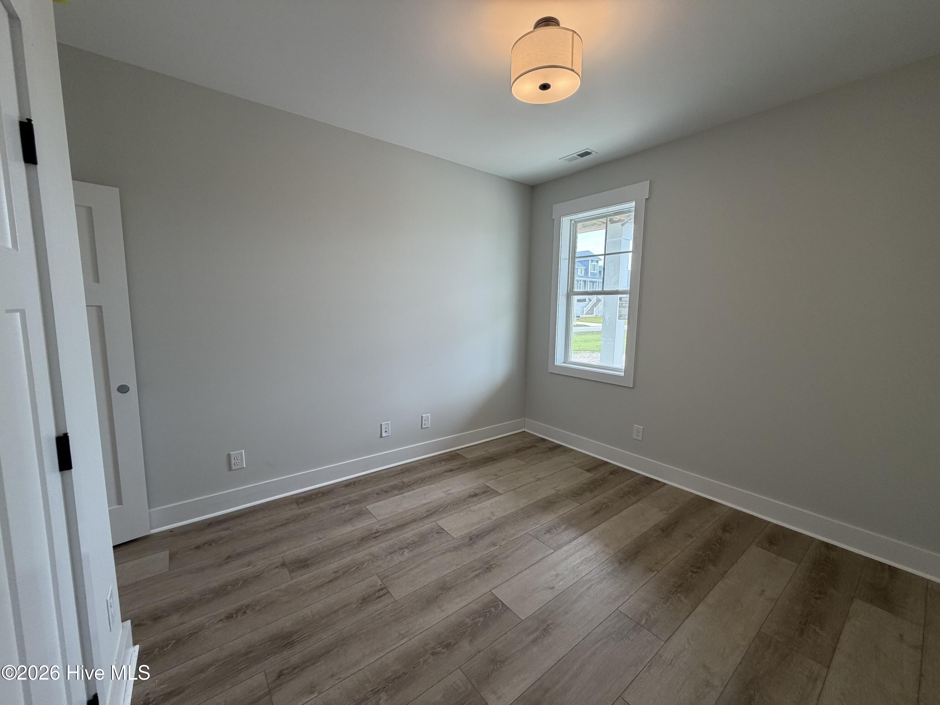 101 Wave Court Property Photo 38