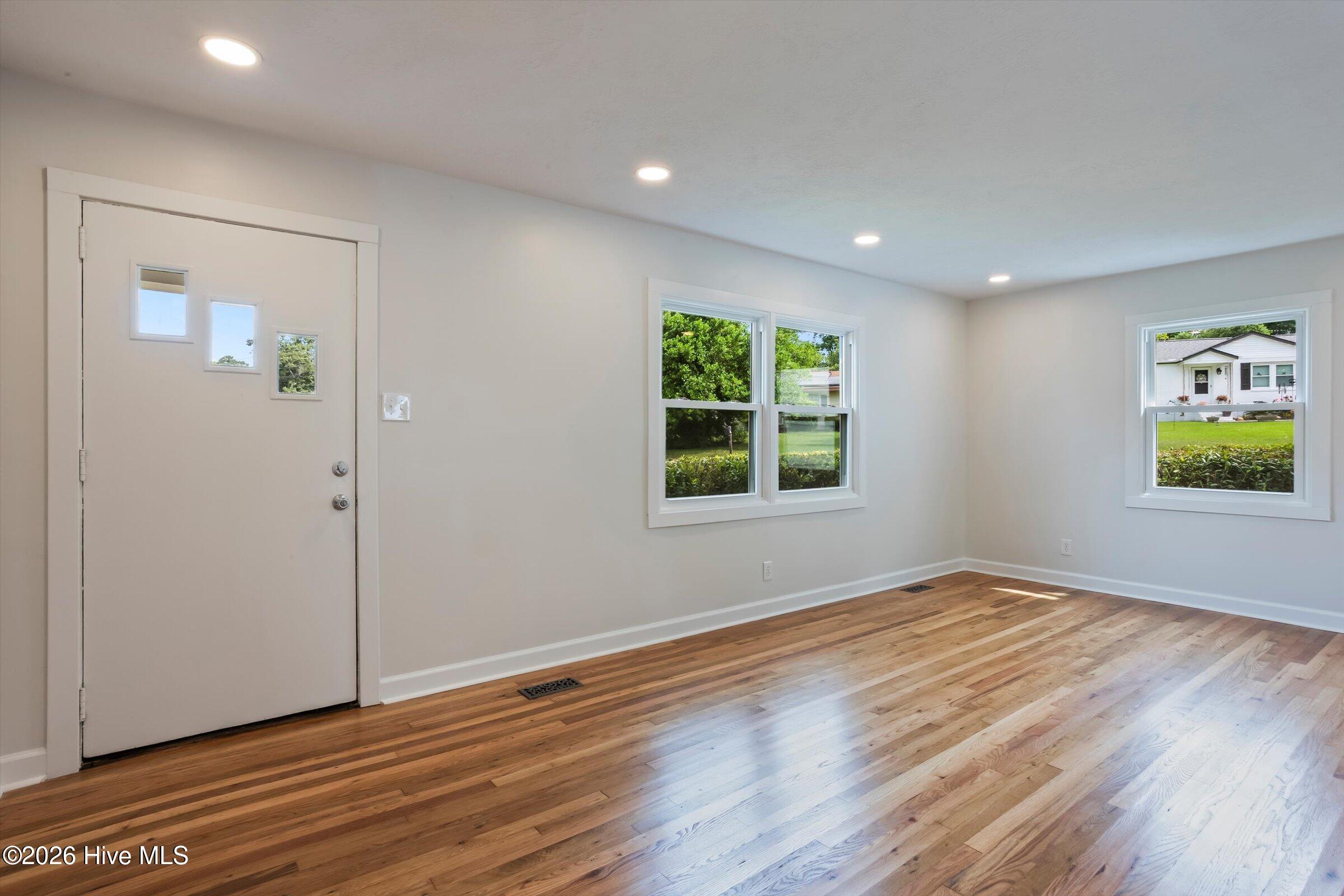 1019 Skyview Drive Property Photo 7