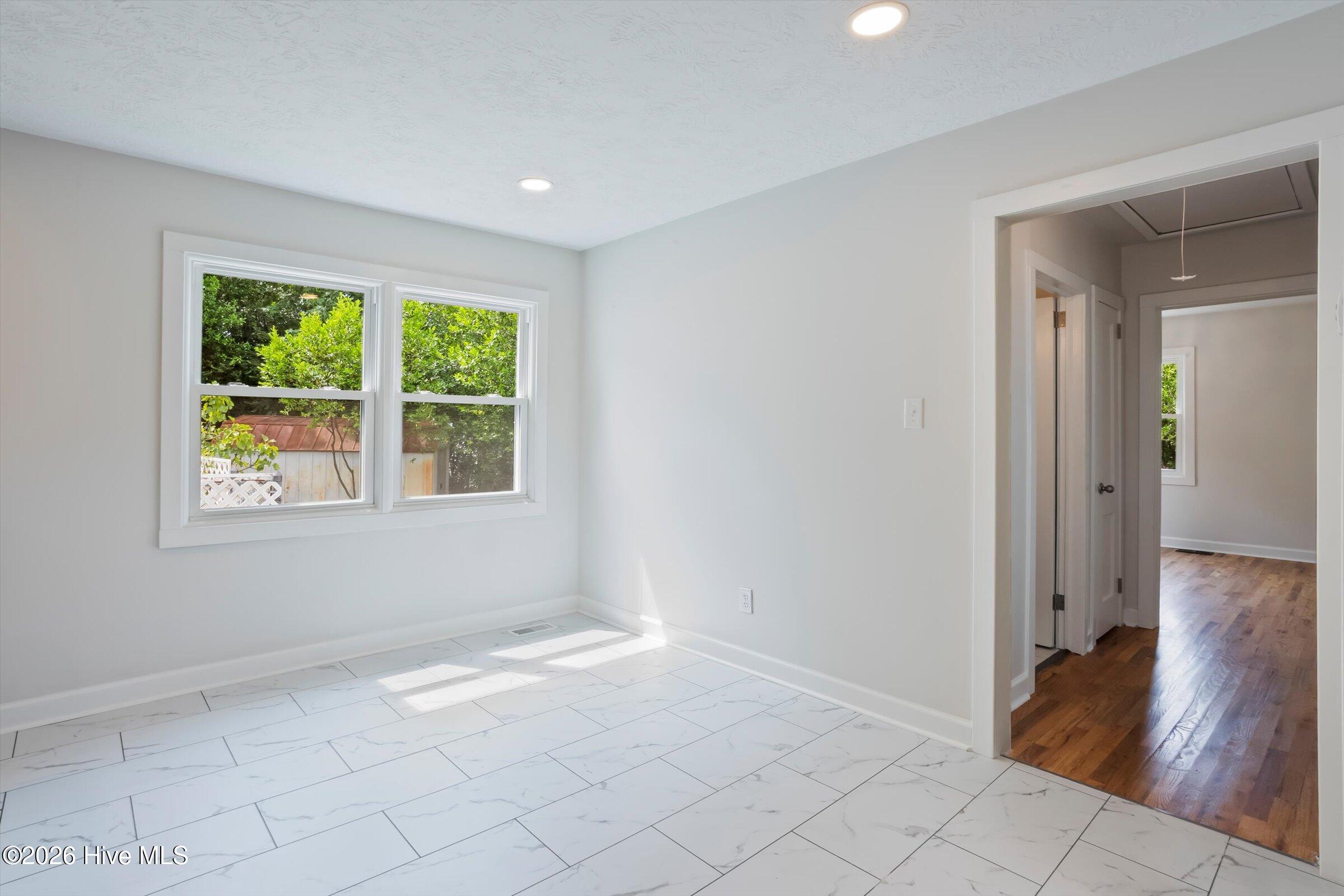 1019 Skyview Drive Property Photo 15