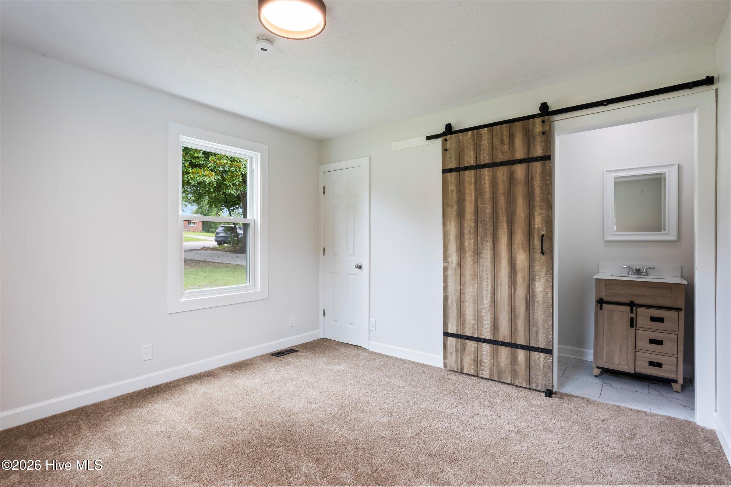 1019 Skyview Drive Property Photo 16