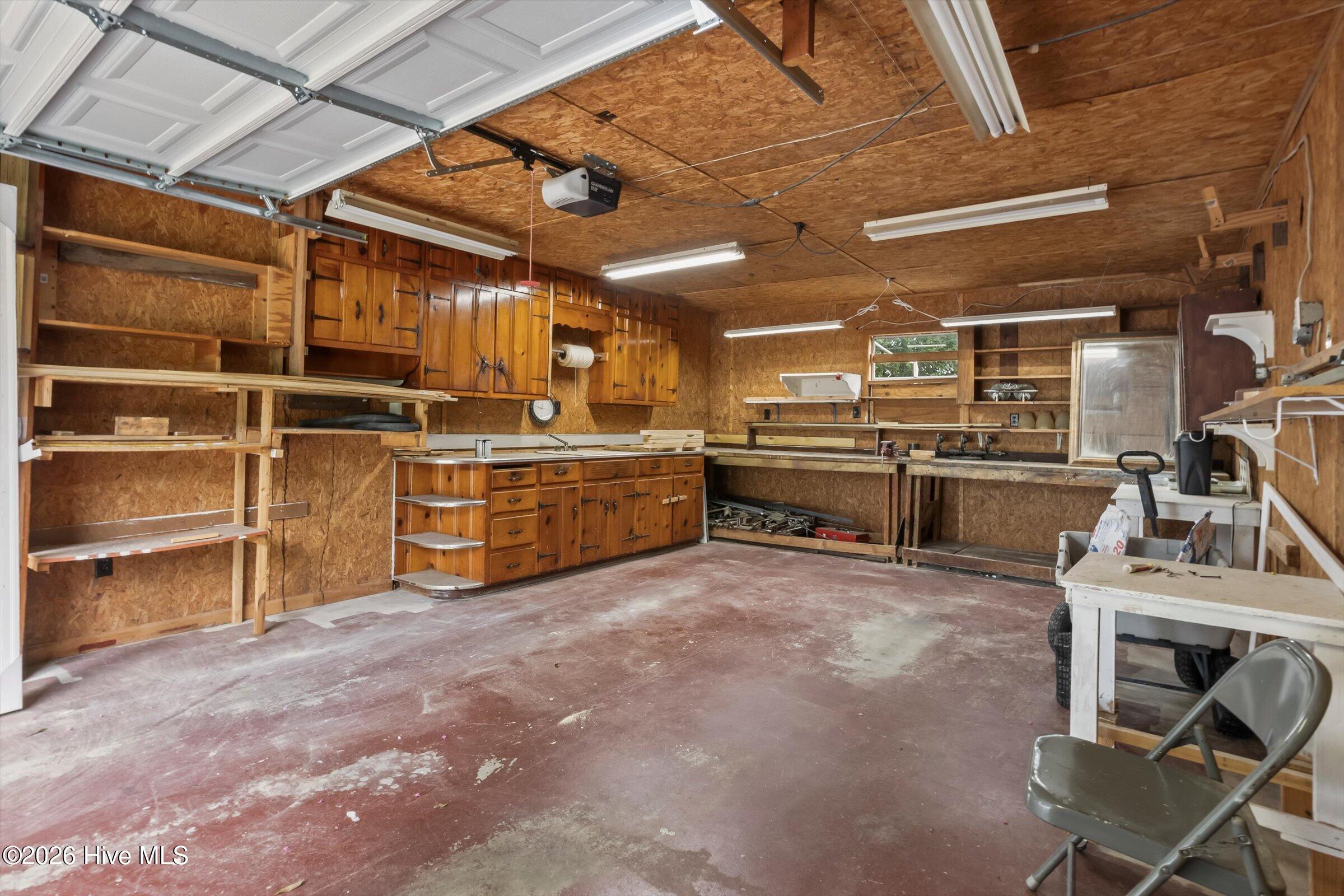 1019 Skyview Drive Property Photo 34