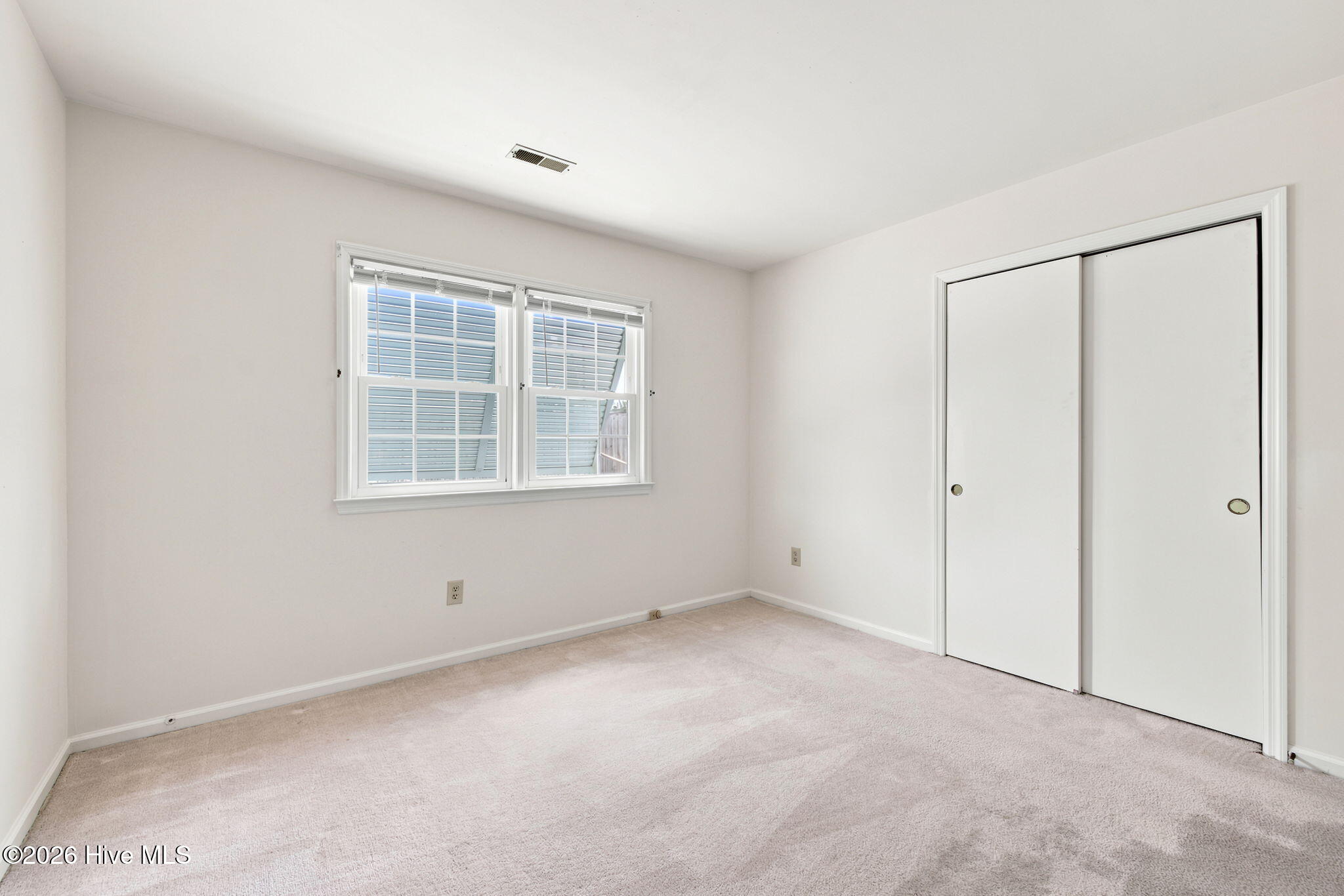 712 James Drive Property Photo 16