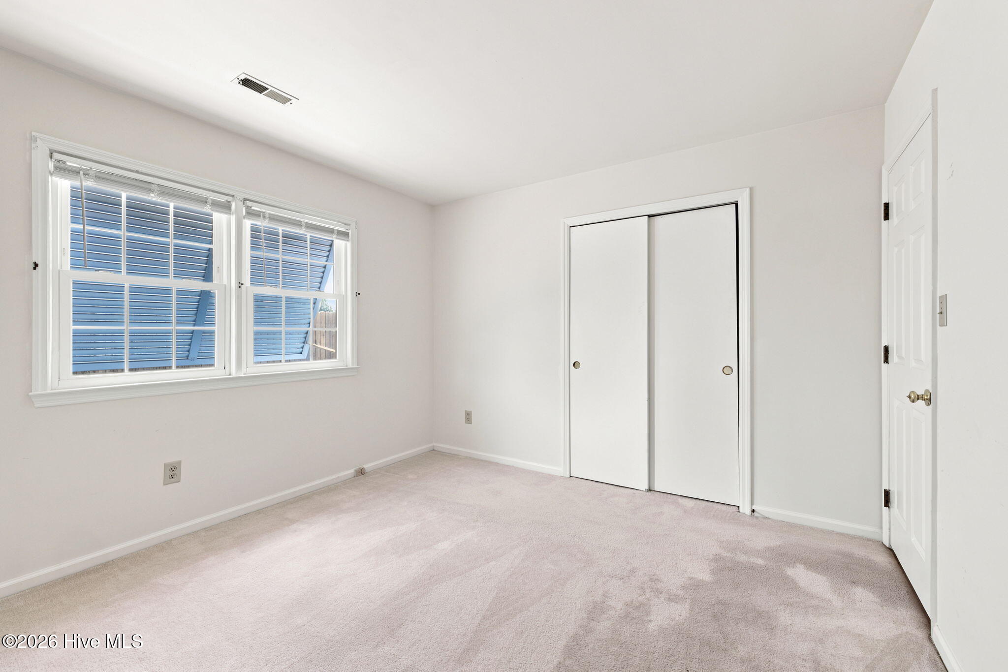 712 James Drive Property Photo 17