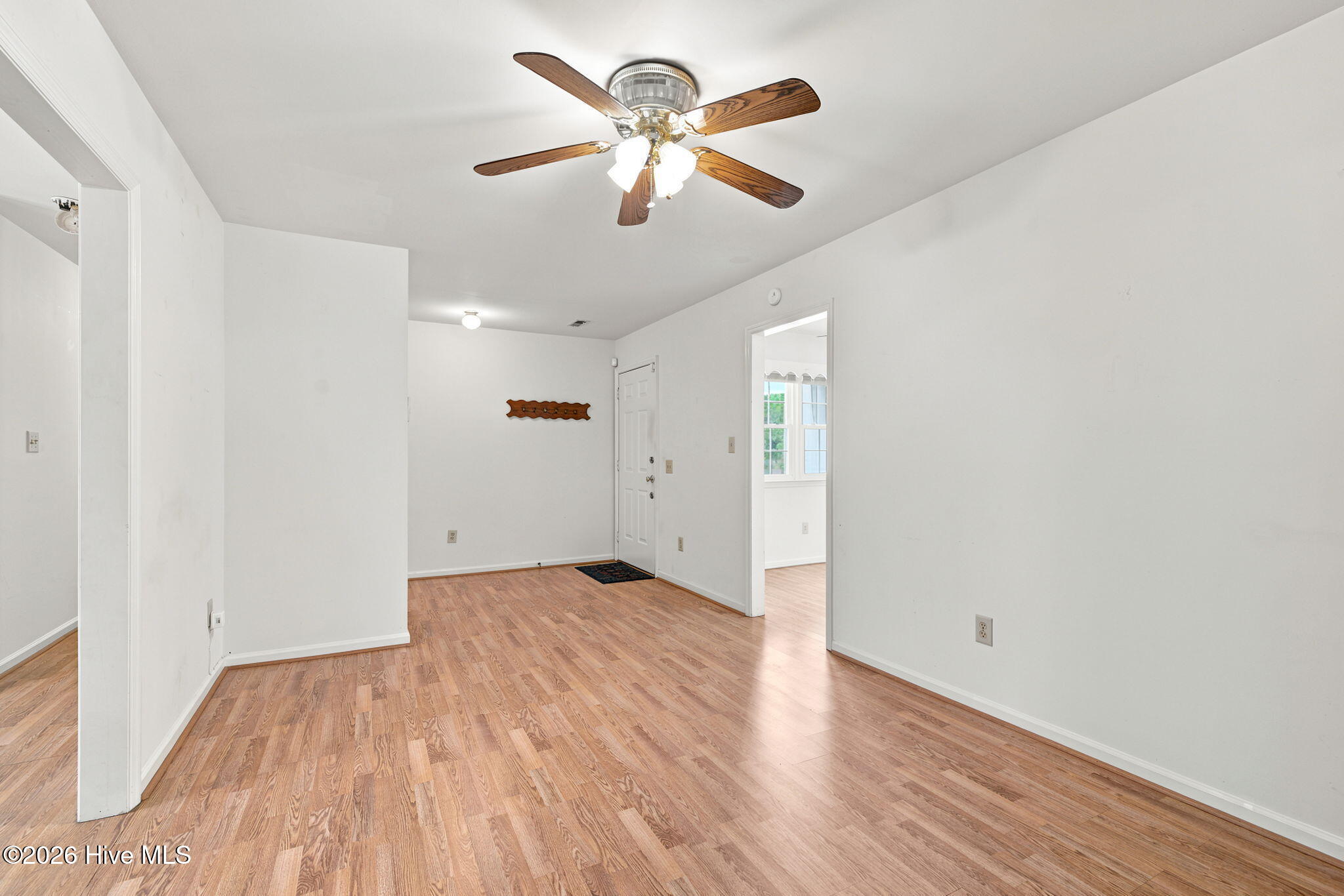 712 James Drive Property Photo 28