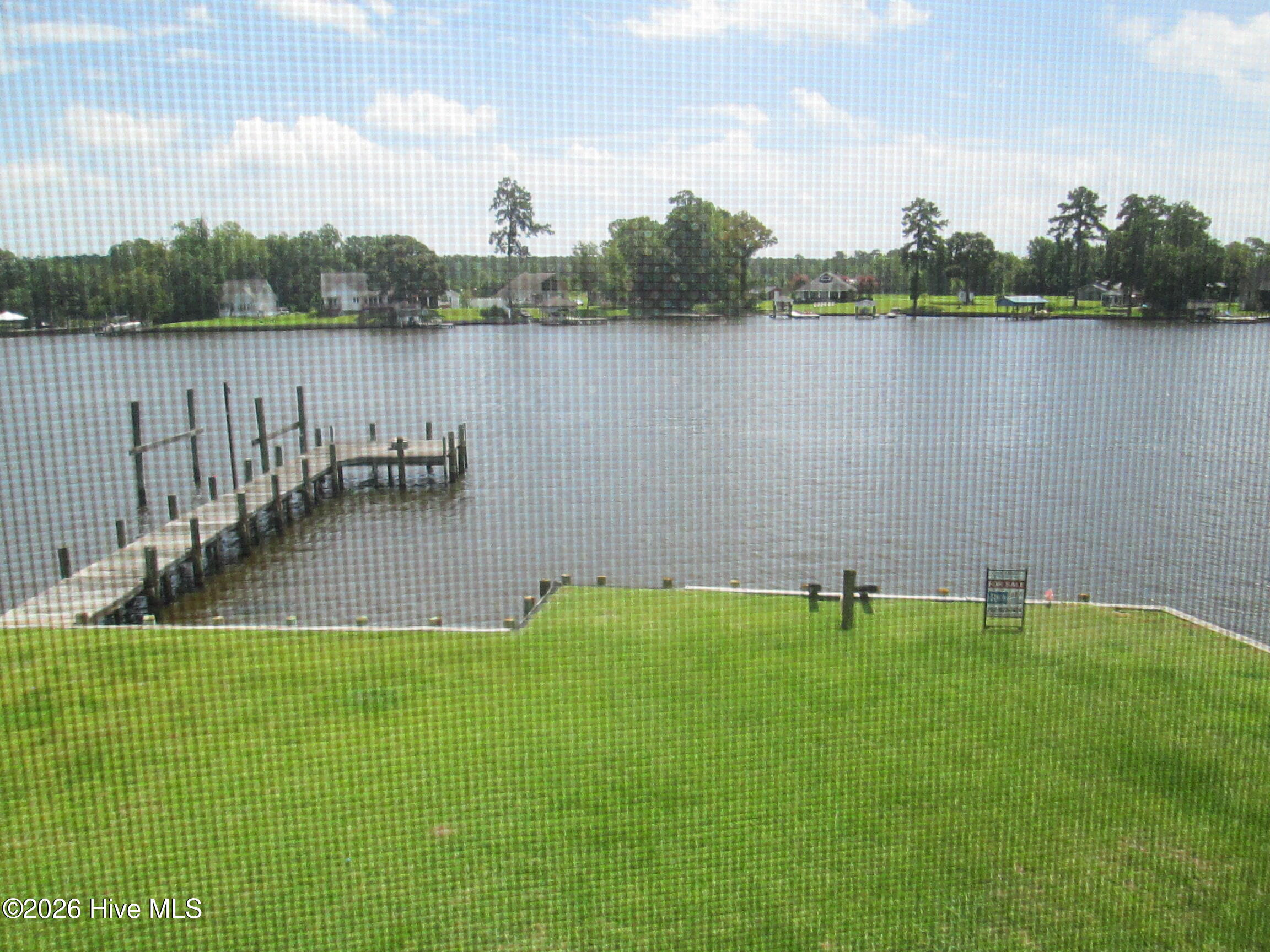 127 Waterside Drive Property Photo 3