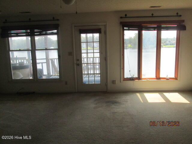 127 Waterside Drive Property Photo 14
