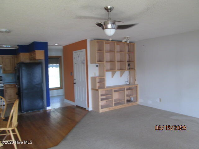127 Waterside Drive Property Photo 15