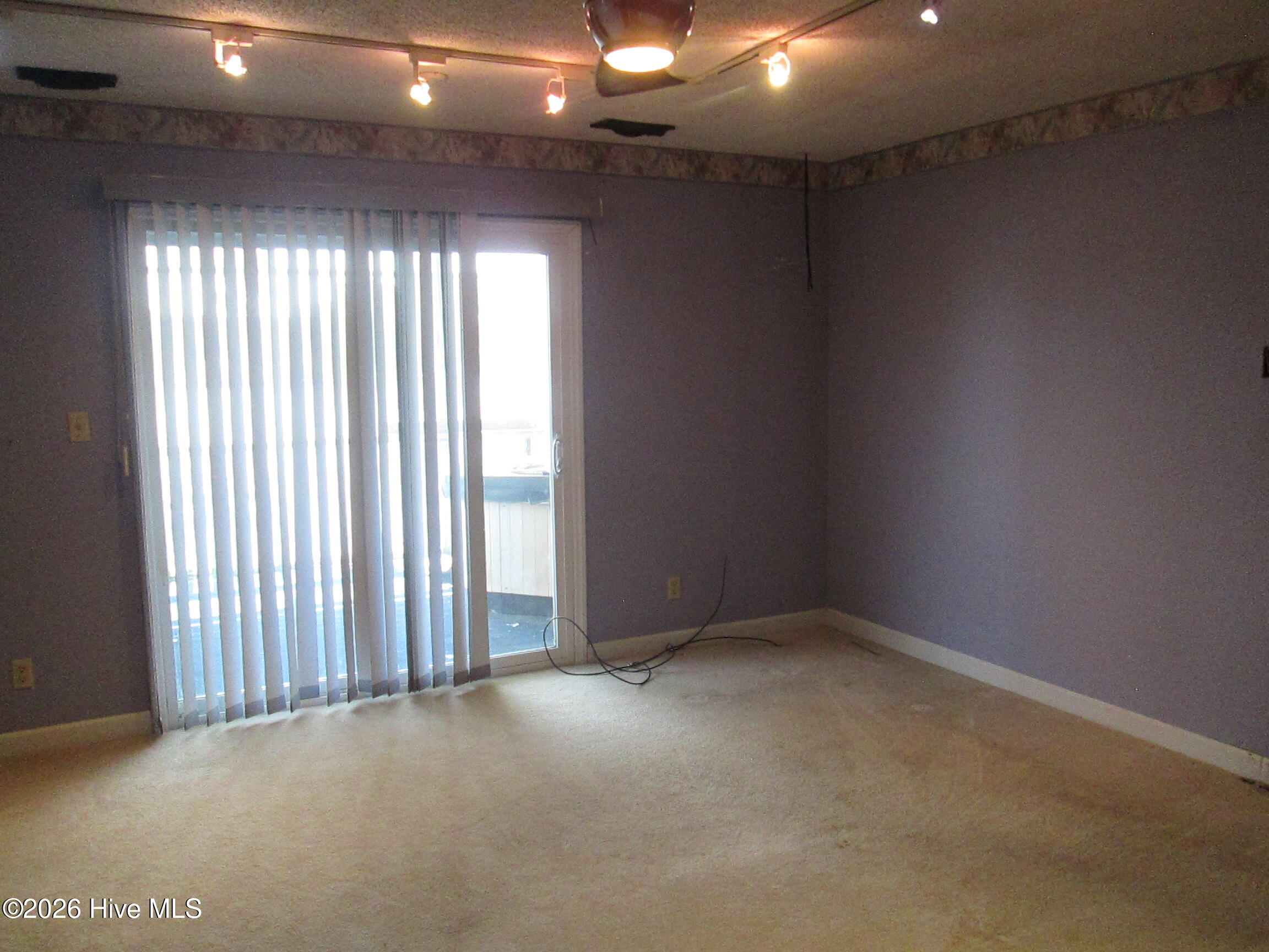 127 Waterside Drive Property Photo 23