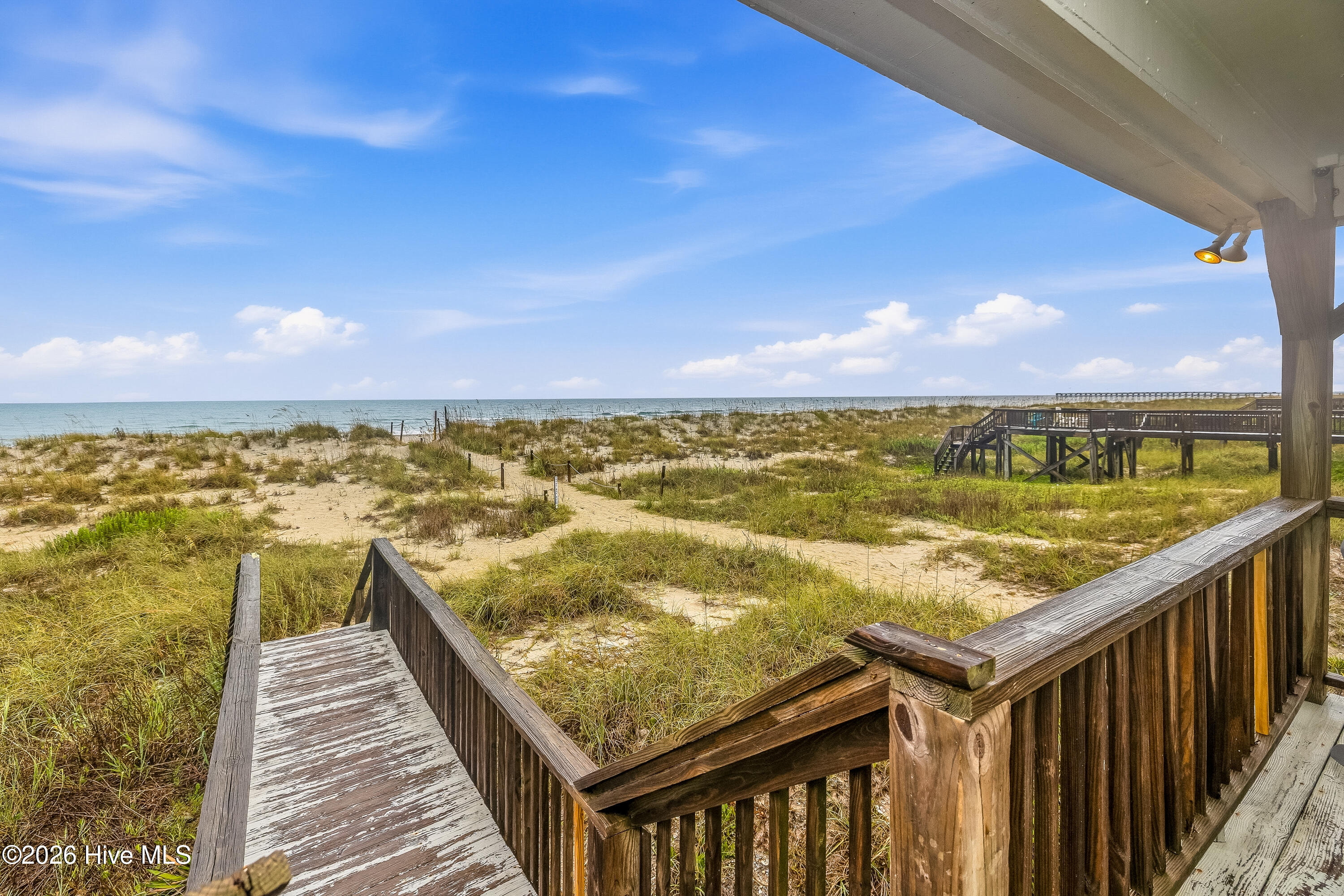 2201 E Beach Drive Property Photo 3