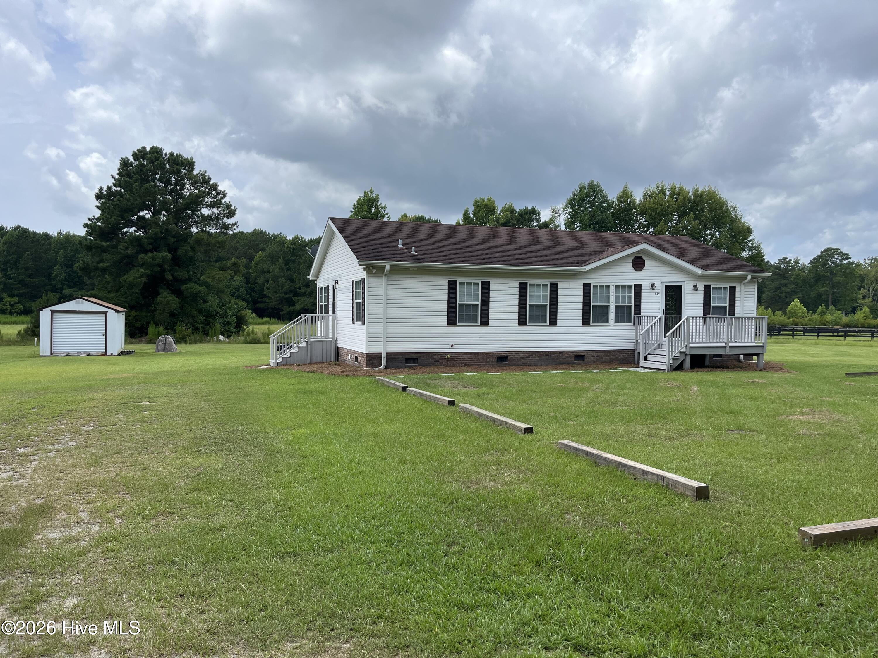 624 Old Blossom Ferry Road Property Photo 1